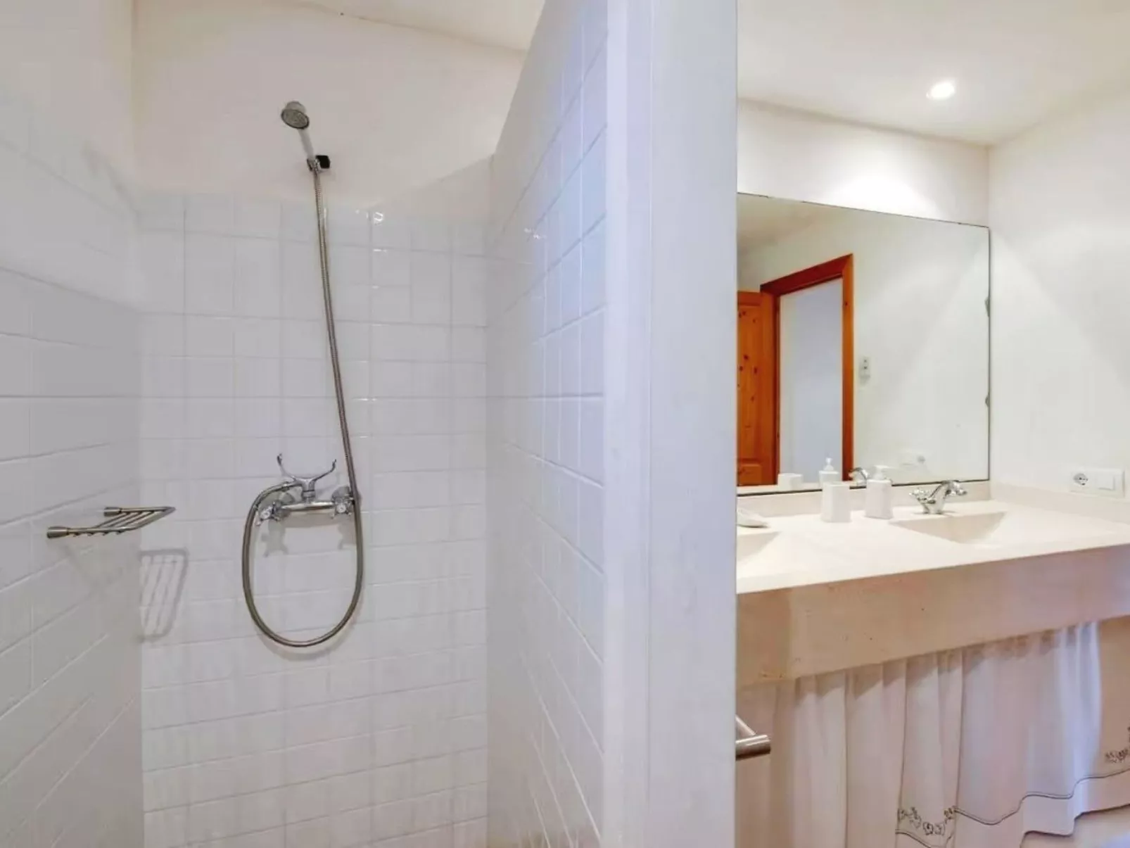 Finca in Traumlage mit Pool und Meerblick-Image-tags.info