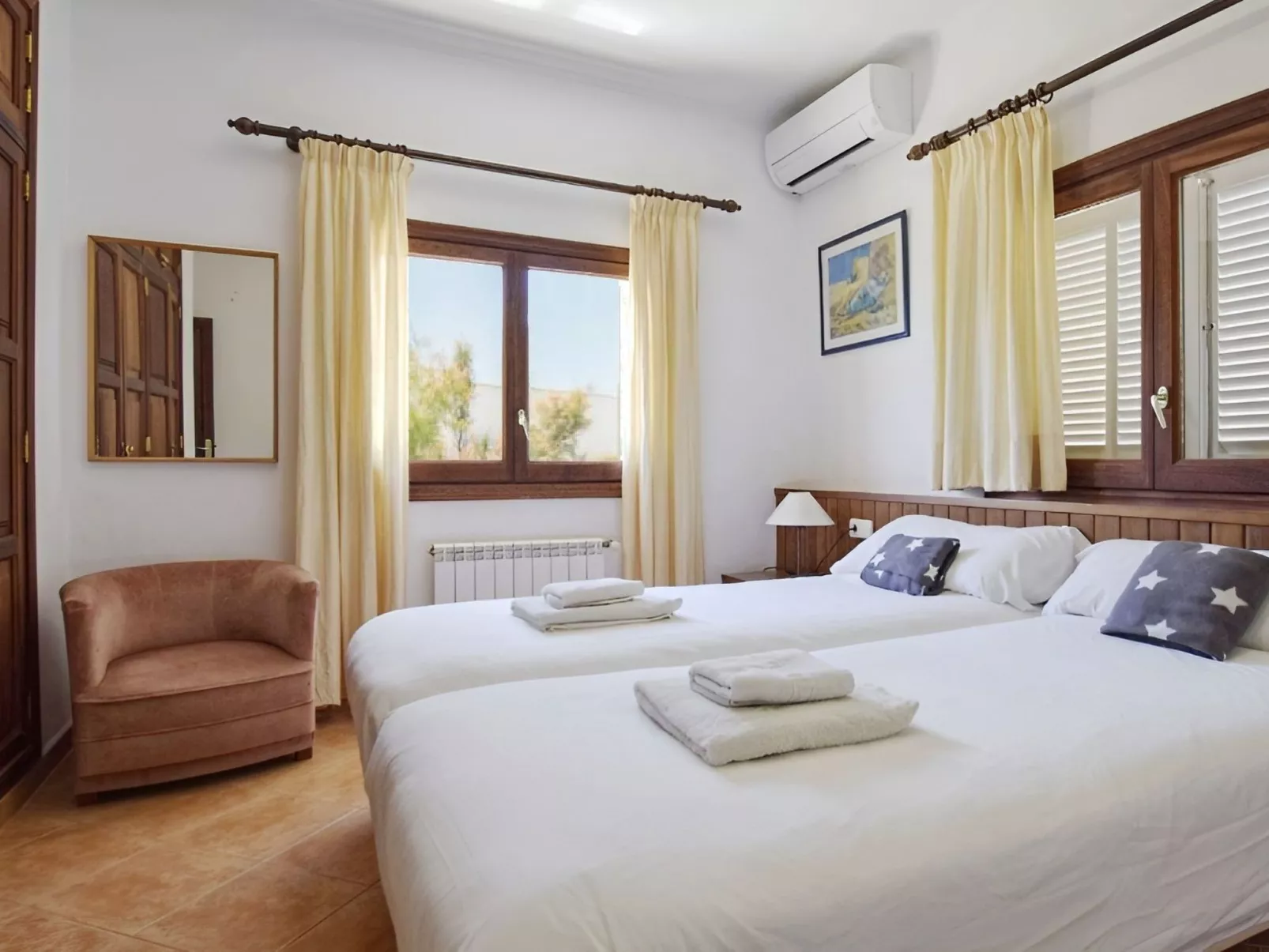 Villa "Solymar" privater Pool und Meerblick-Drinnen