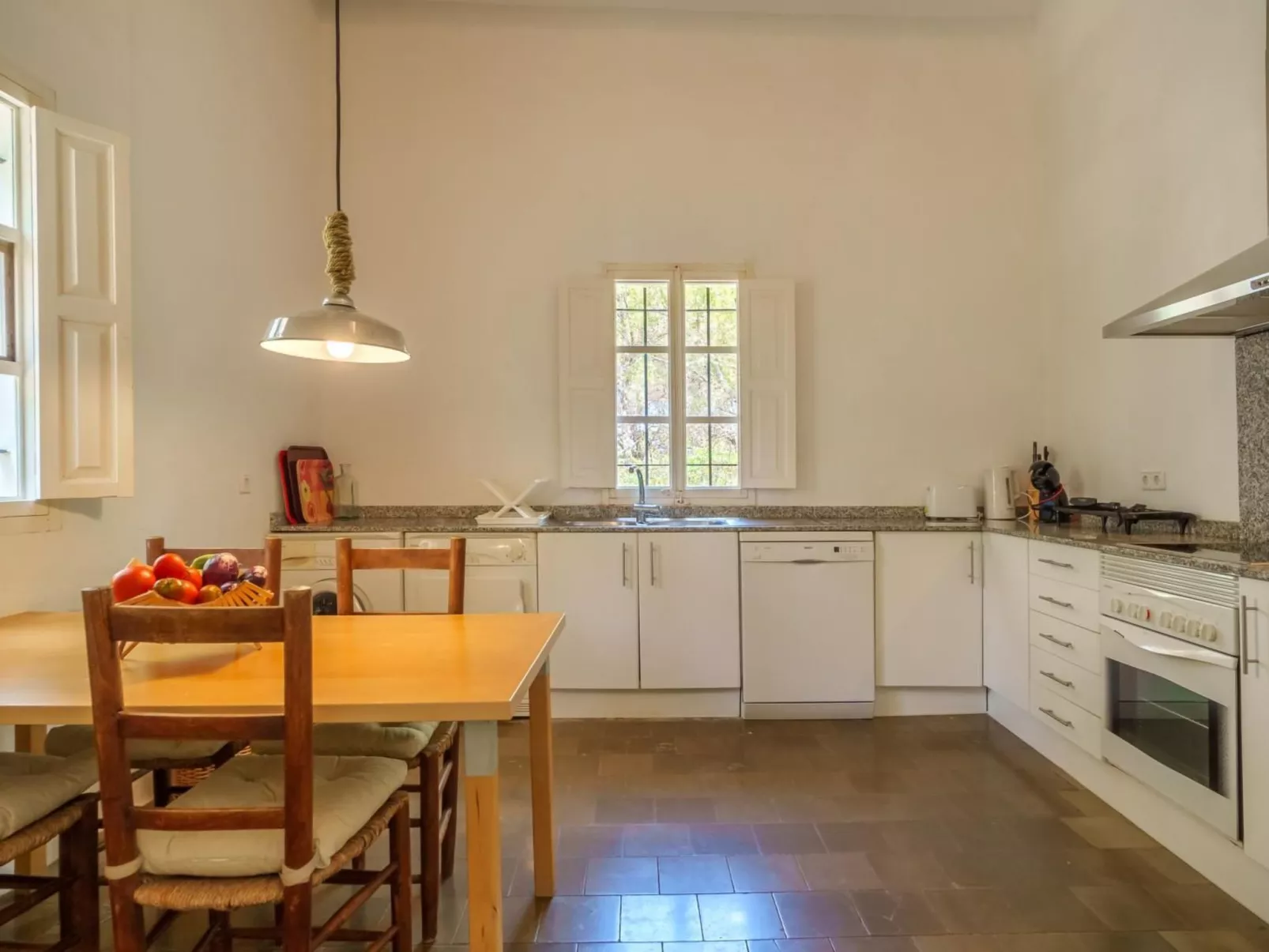 Beeindruckende Villa mit Meerblick und Schwimmbad-Dedans