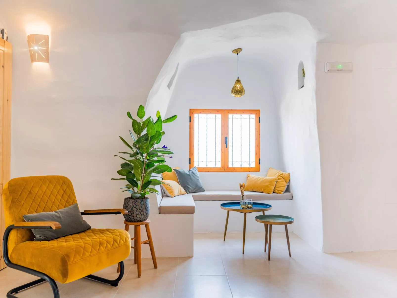 Luxuriöse Finca mit Pool, Spa und spektakulärer Aussicht-Drinnen