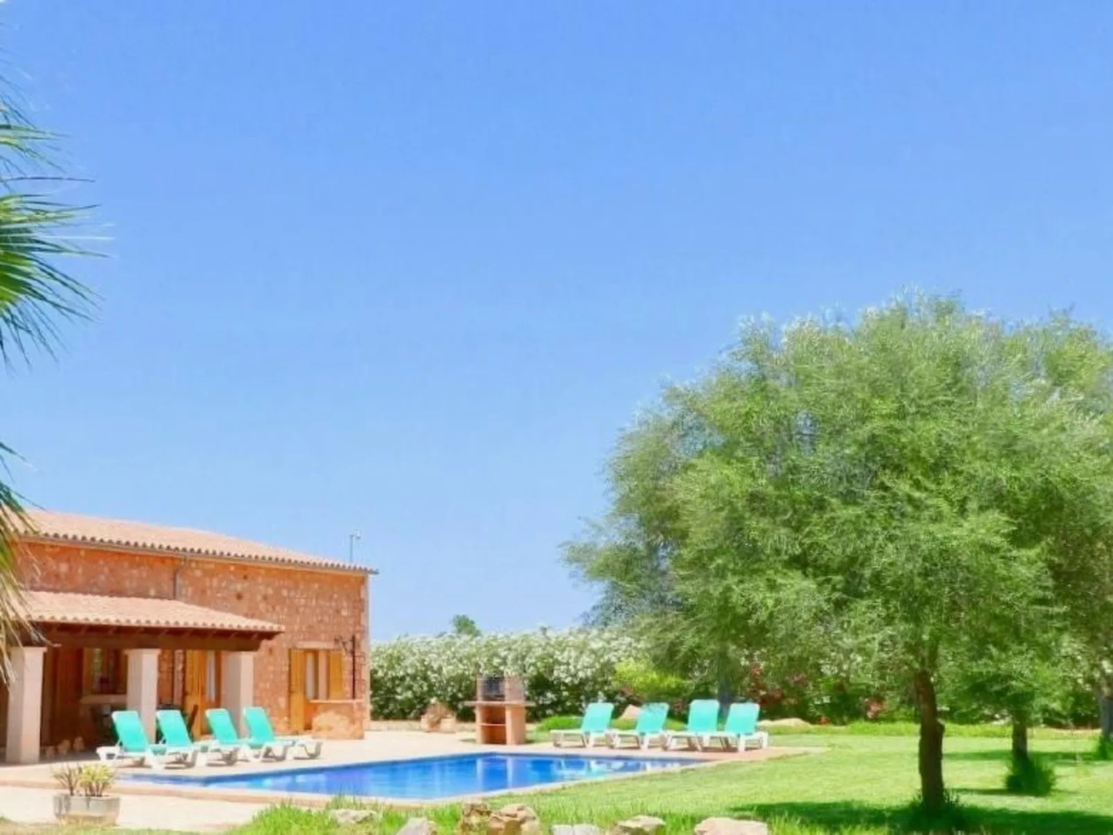 Poolfinca Can Acebal-Draußen