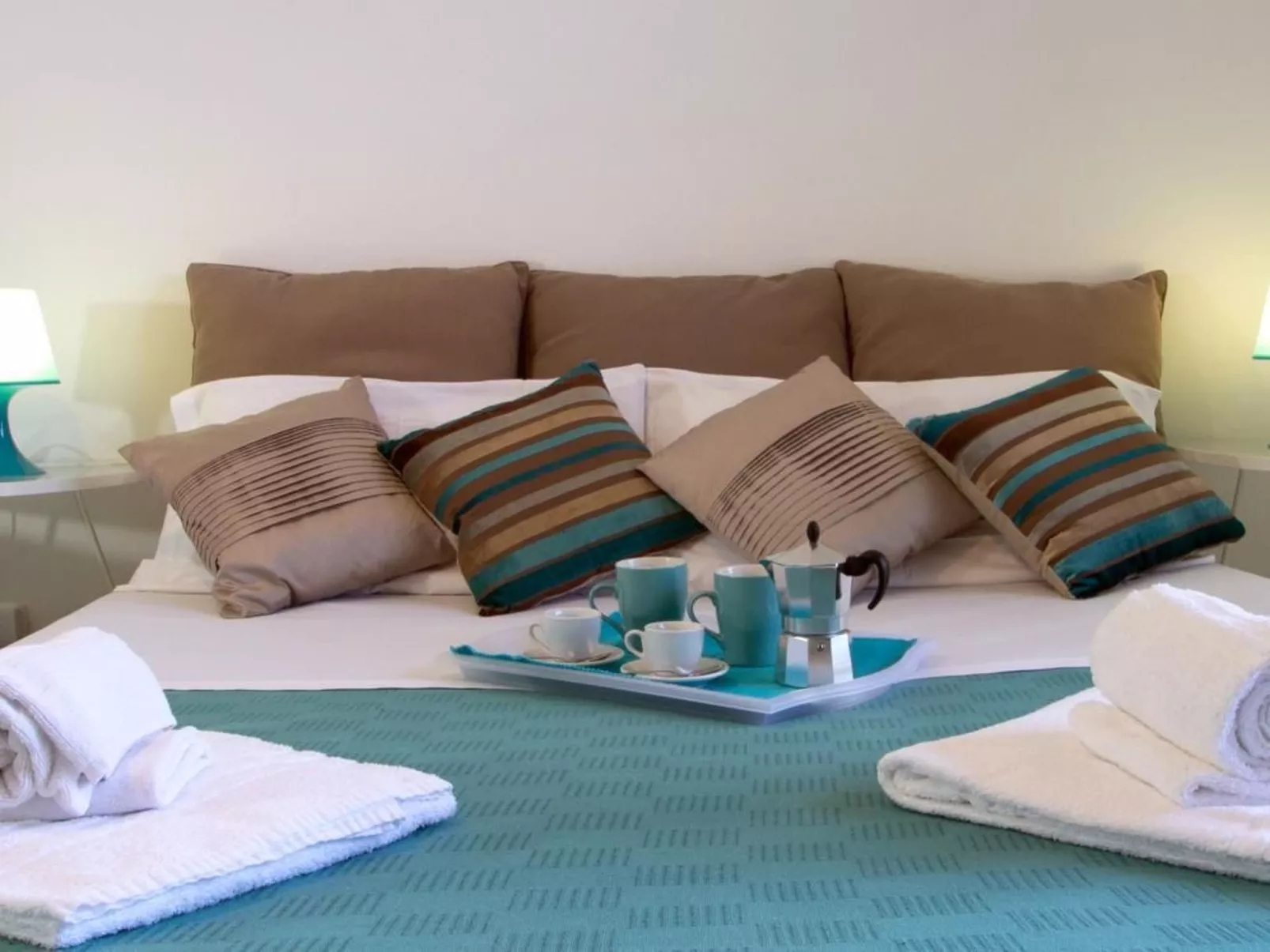 Taormina Studio 312-Inside