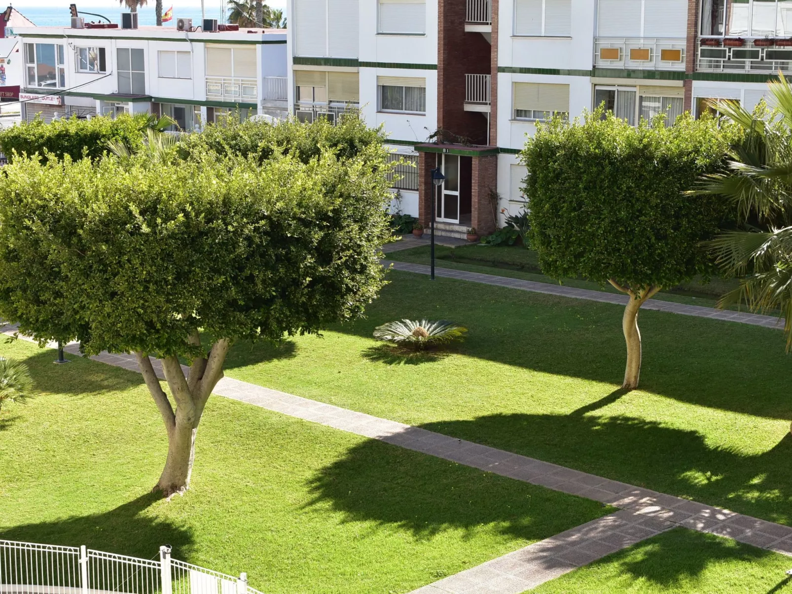 Helle und renovierte Ferienwohnung mit Balkon und tollem Blick auf das Meer-Inside