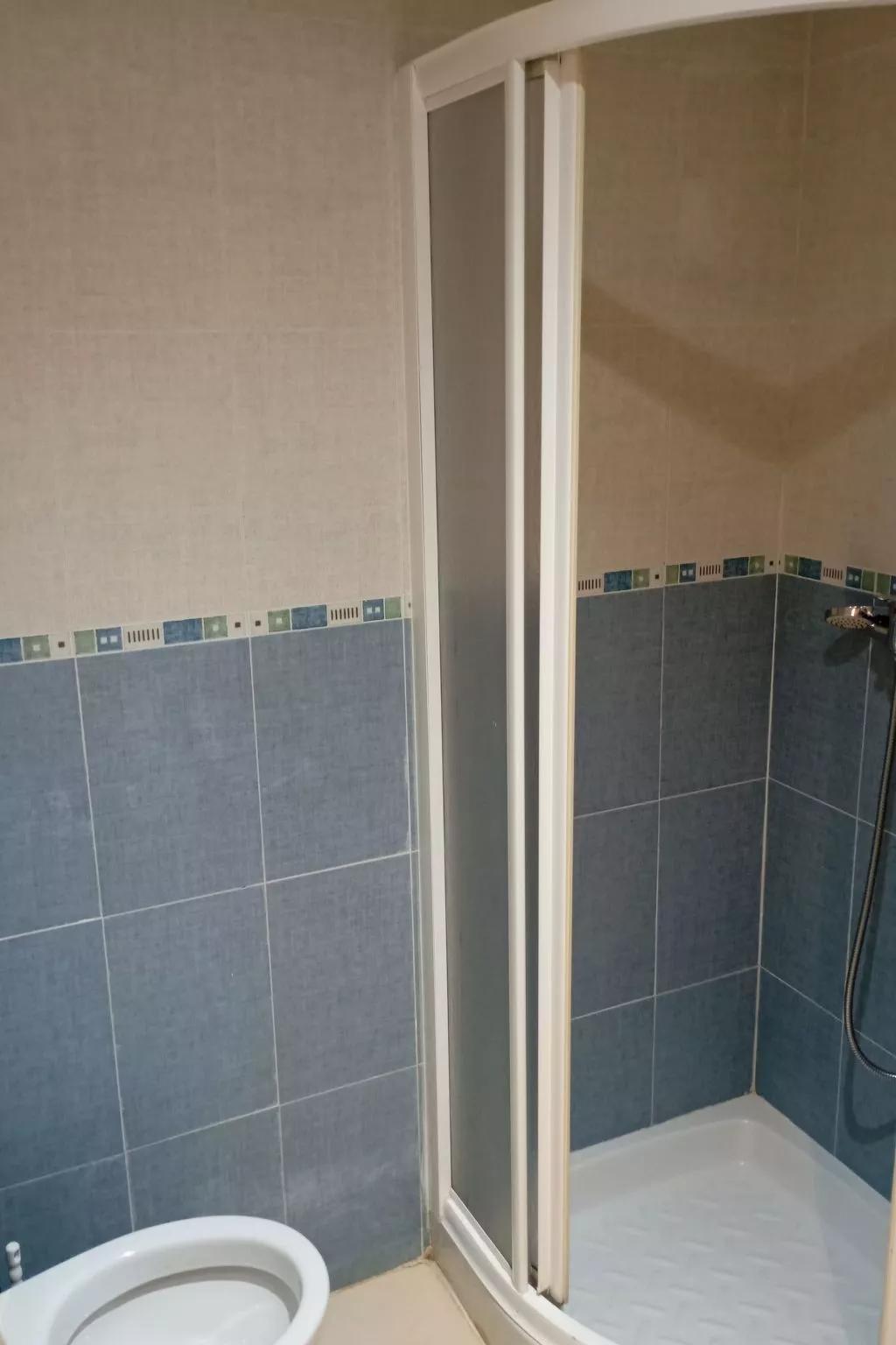 Drei-Schlafzimmer-Wohnung mit Blick auf das Meer-Dedans