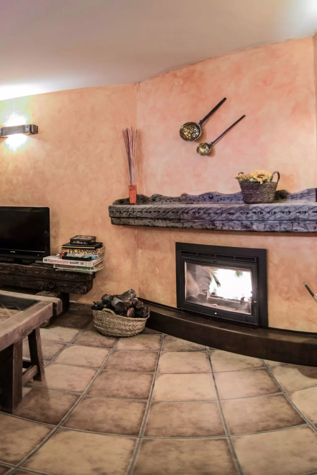 Callejón del Pozo II-Dedans