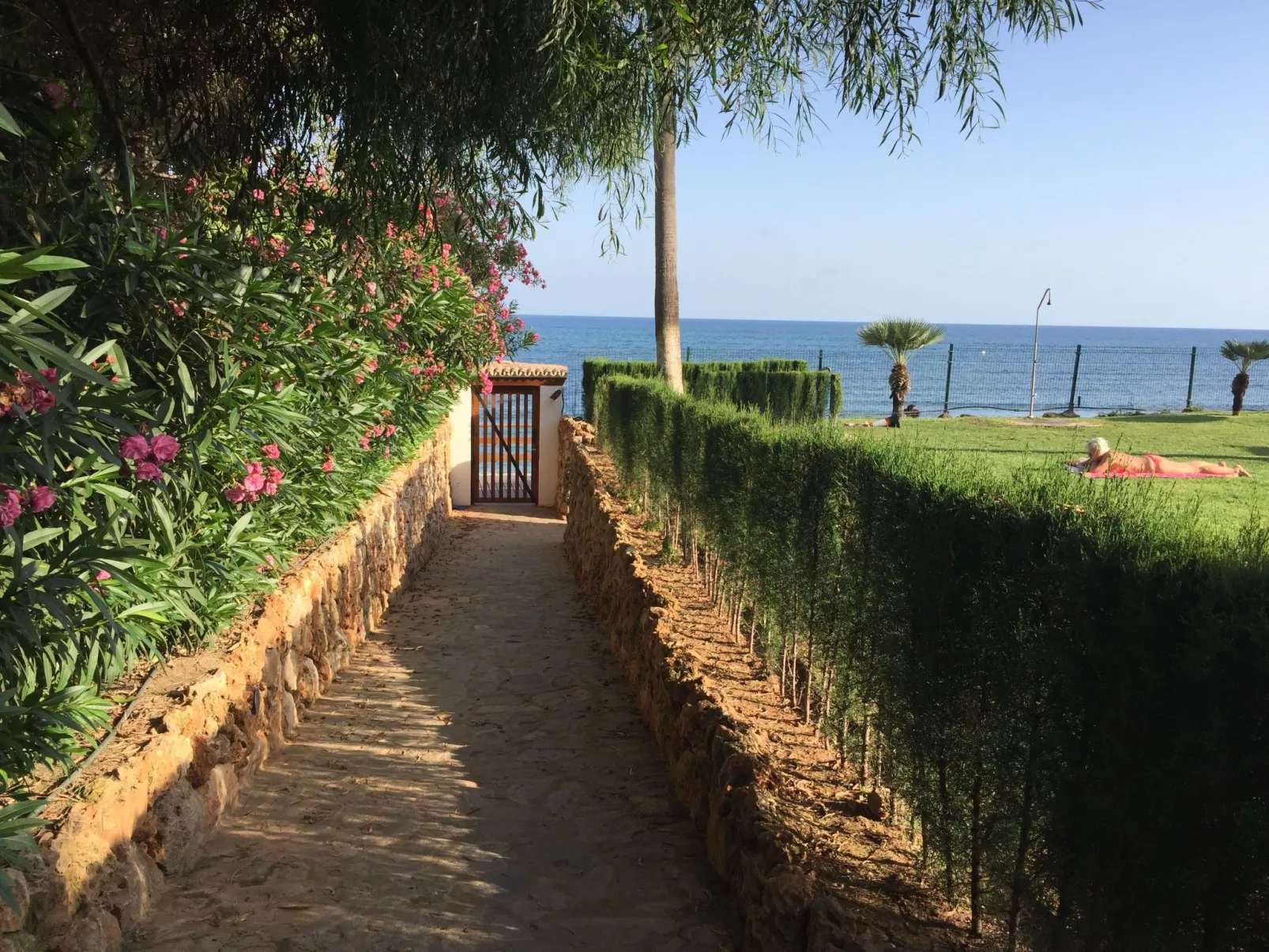 Mit Infinity-Pool-Drinnen