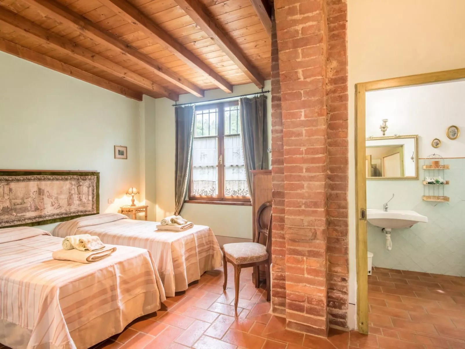 Villa "Villa La Fornace"-Inside