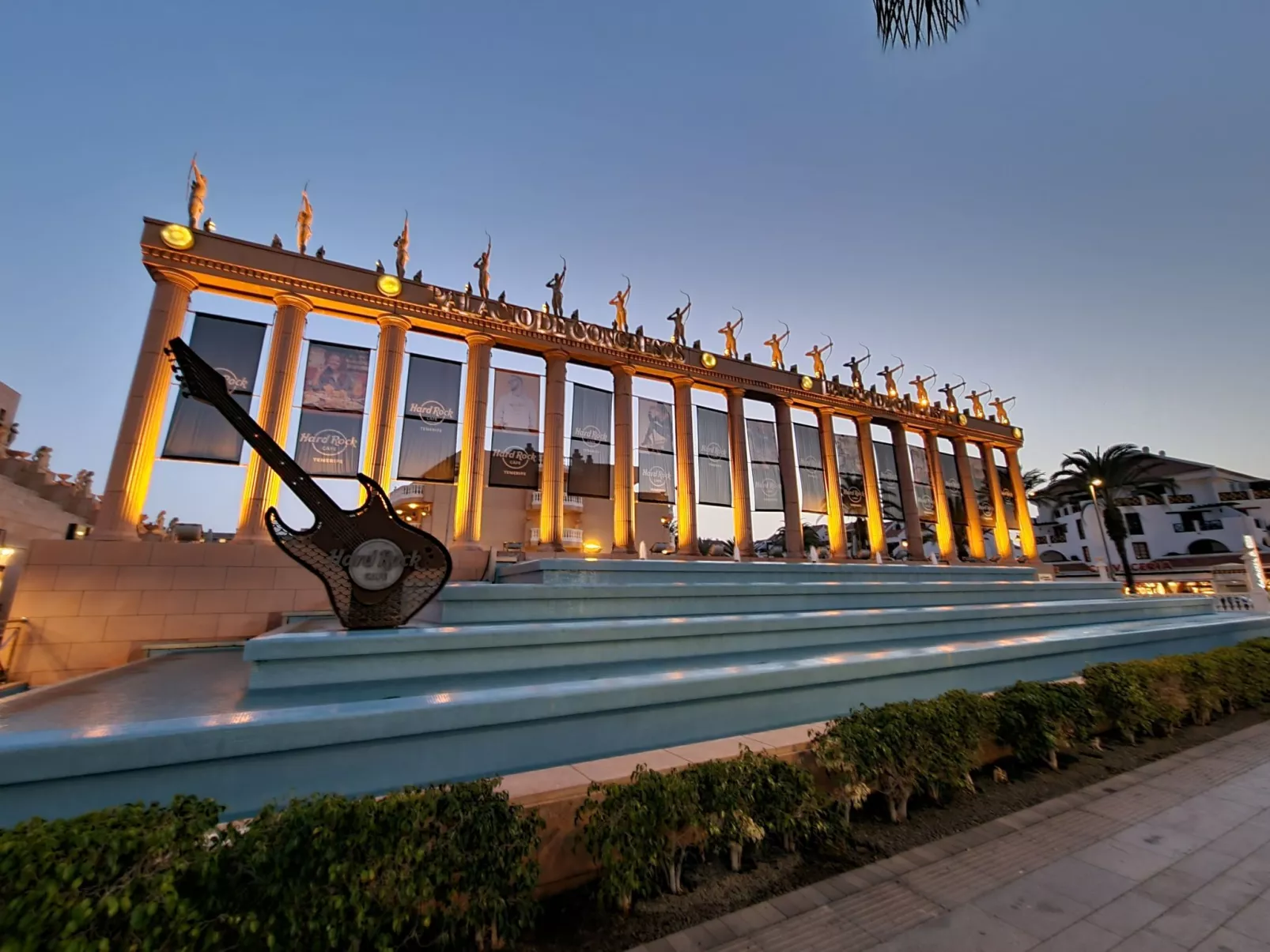 Jacaranda am Meer-Inside