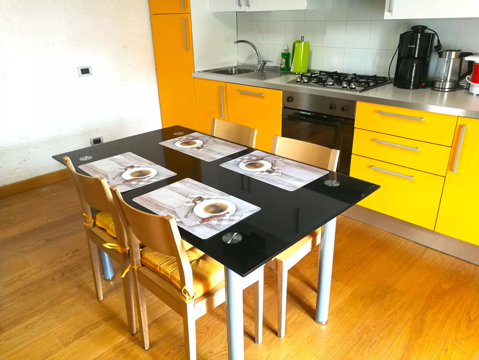 Aly d'angelo - im Turm-Inside