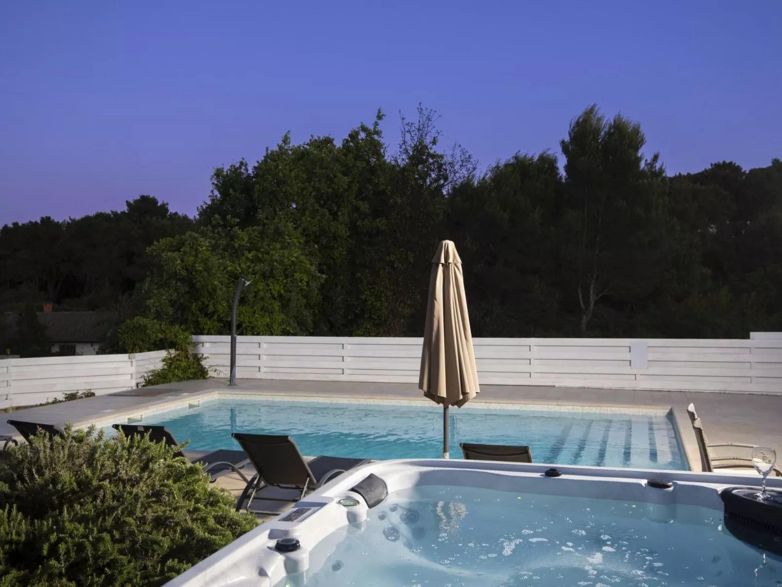 Unknown Accommodation-Drinnen