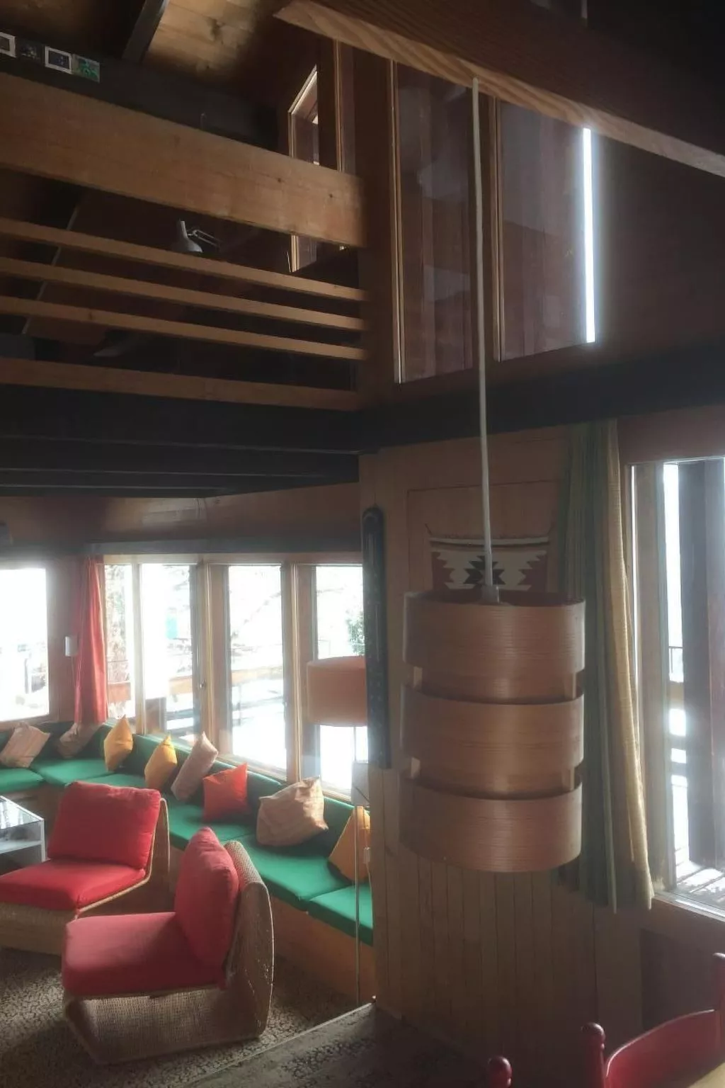 Alleinstehendes Ferienhaus-Dedans