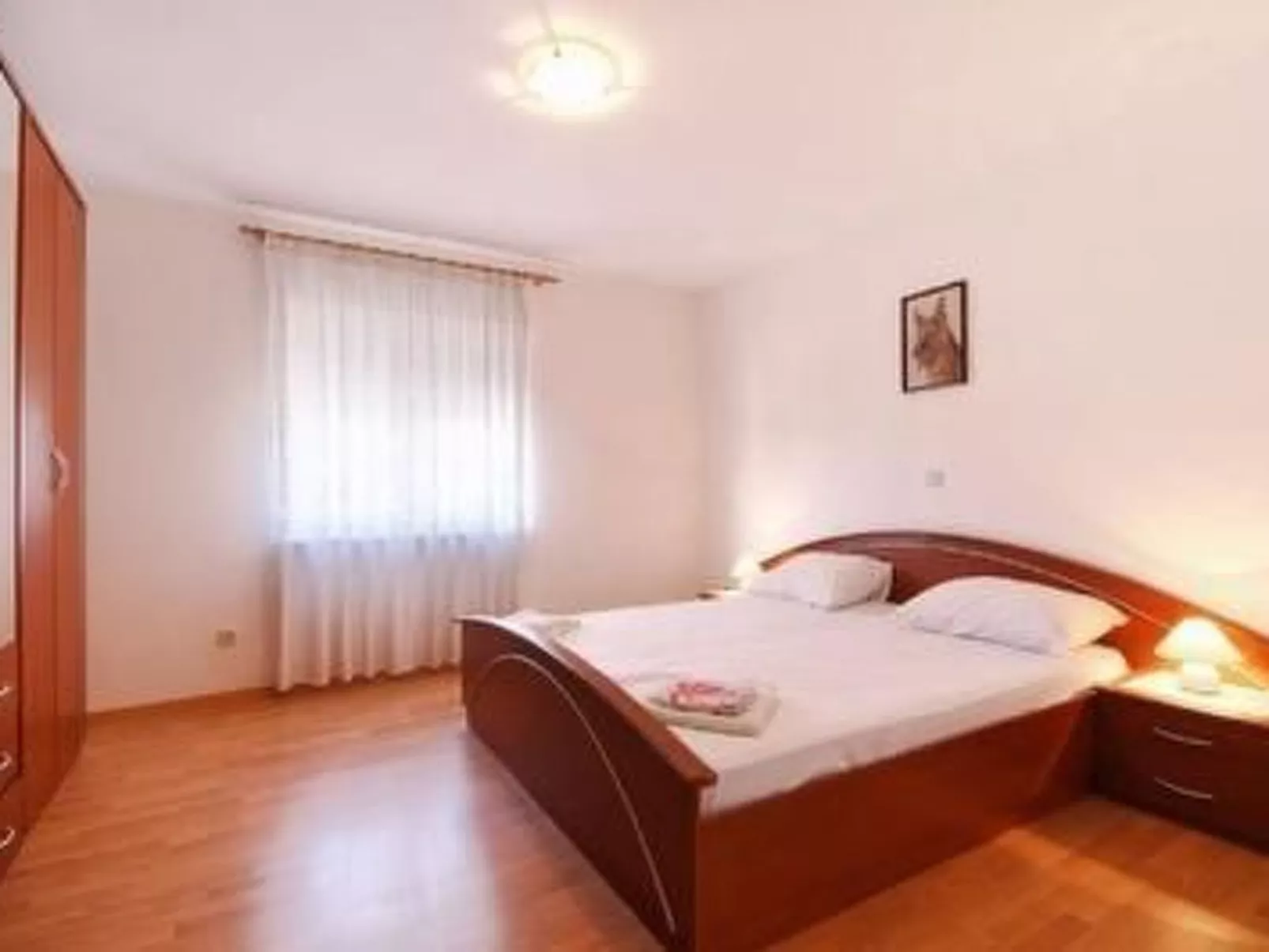 Wohnung mit Balkon-Drinnen