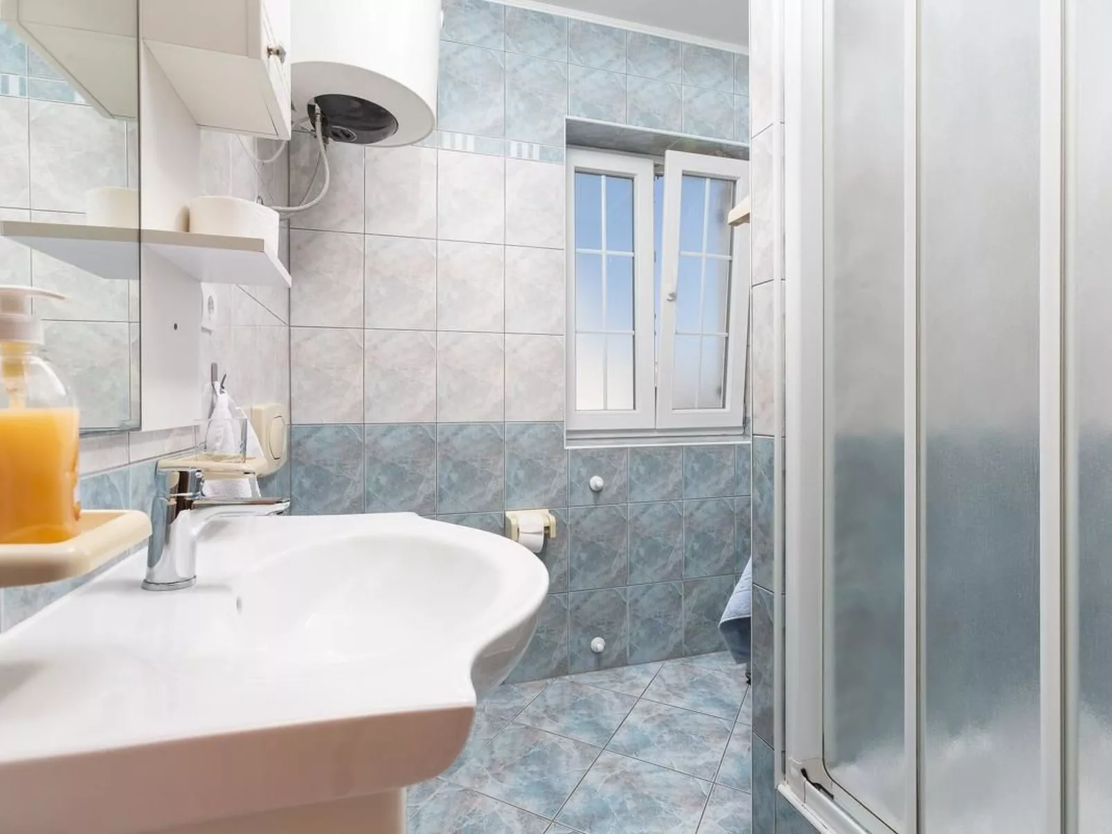 Studio-Wohnung "Marco Polo D1" mit Terrasse-Drinnen