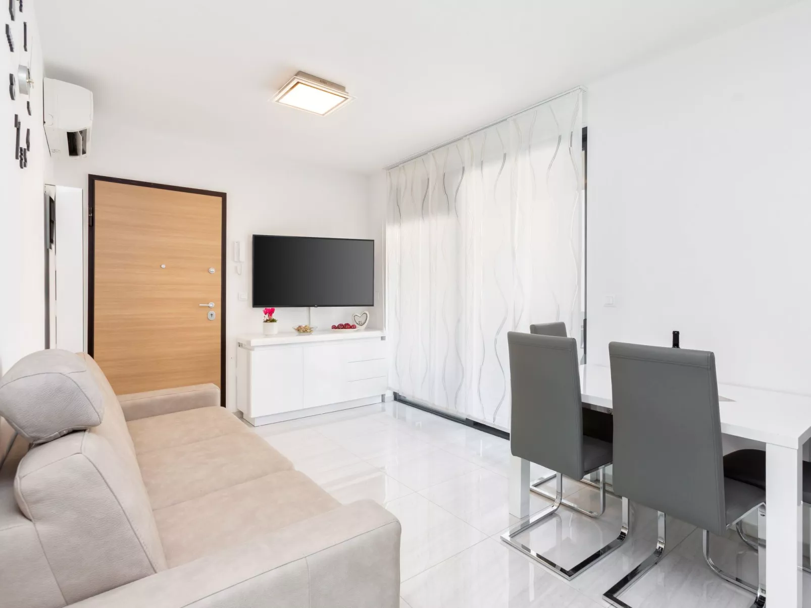 Alex-Betty direkt am Meer-Inside