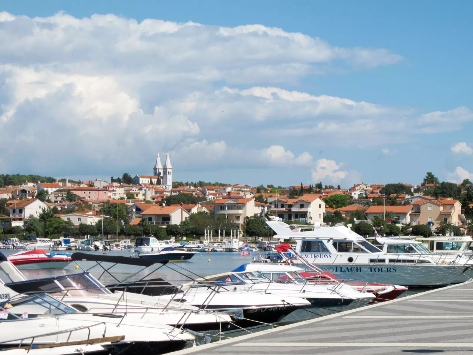 Ferienvilla "Romana" mit Blick auf das Wasser - Area