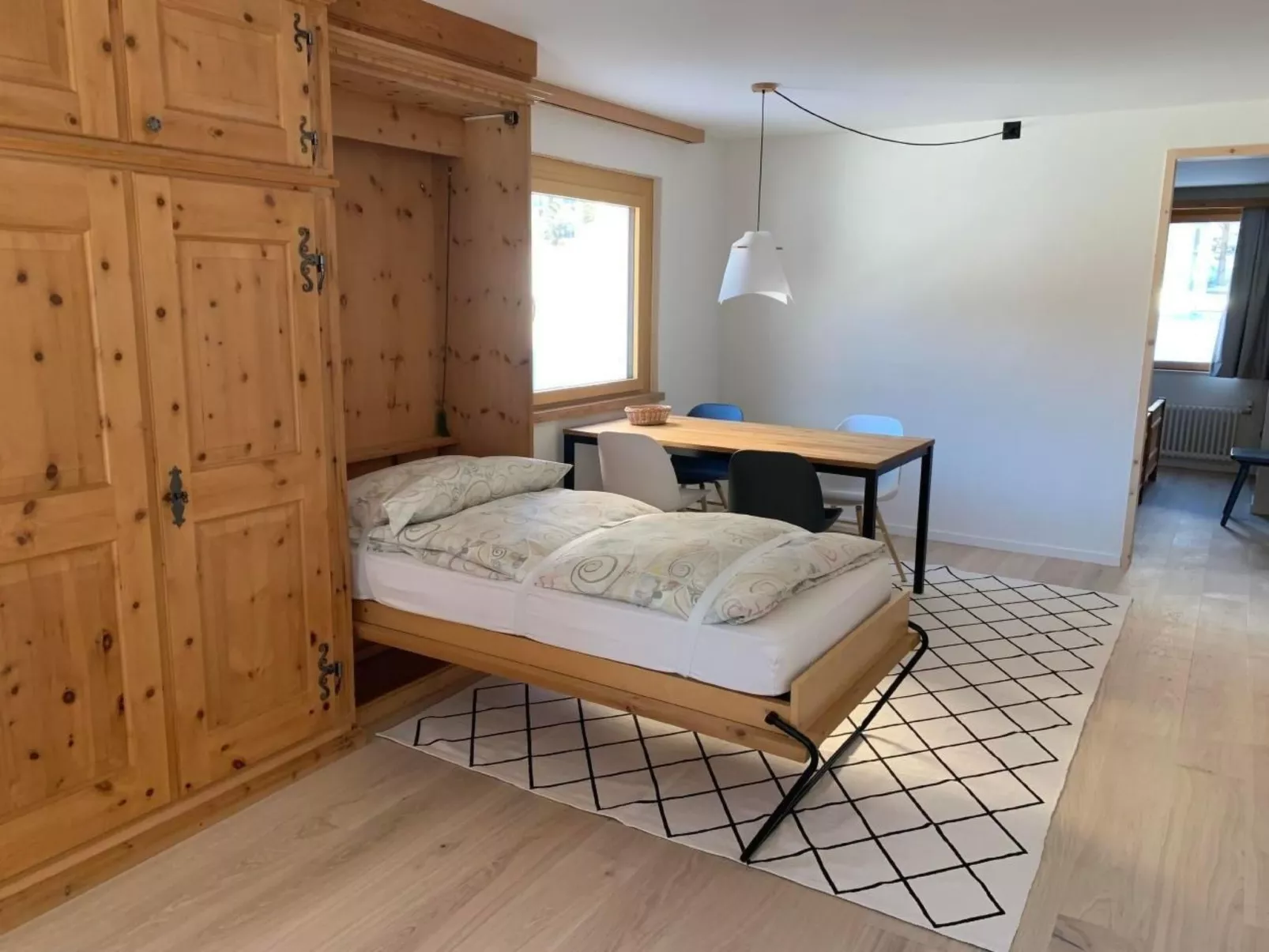 Chesa la Furia 7 - Bergbahn inklusive im Sommer-Drinnen