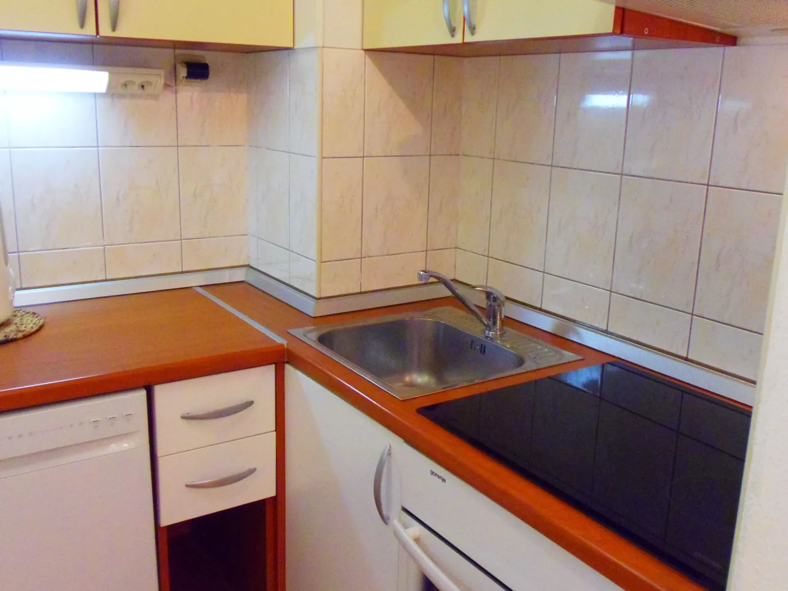 "Maestral Ventus Makarska"-Image-tags.info