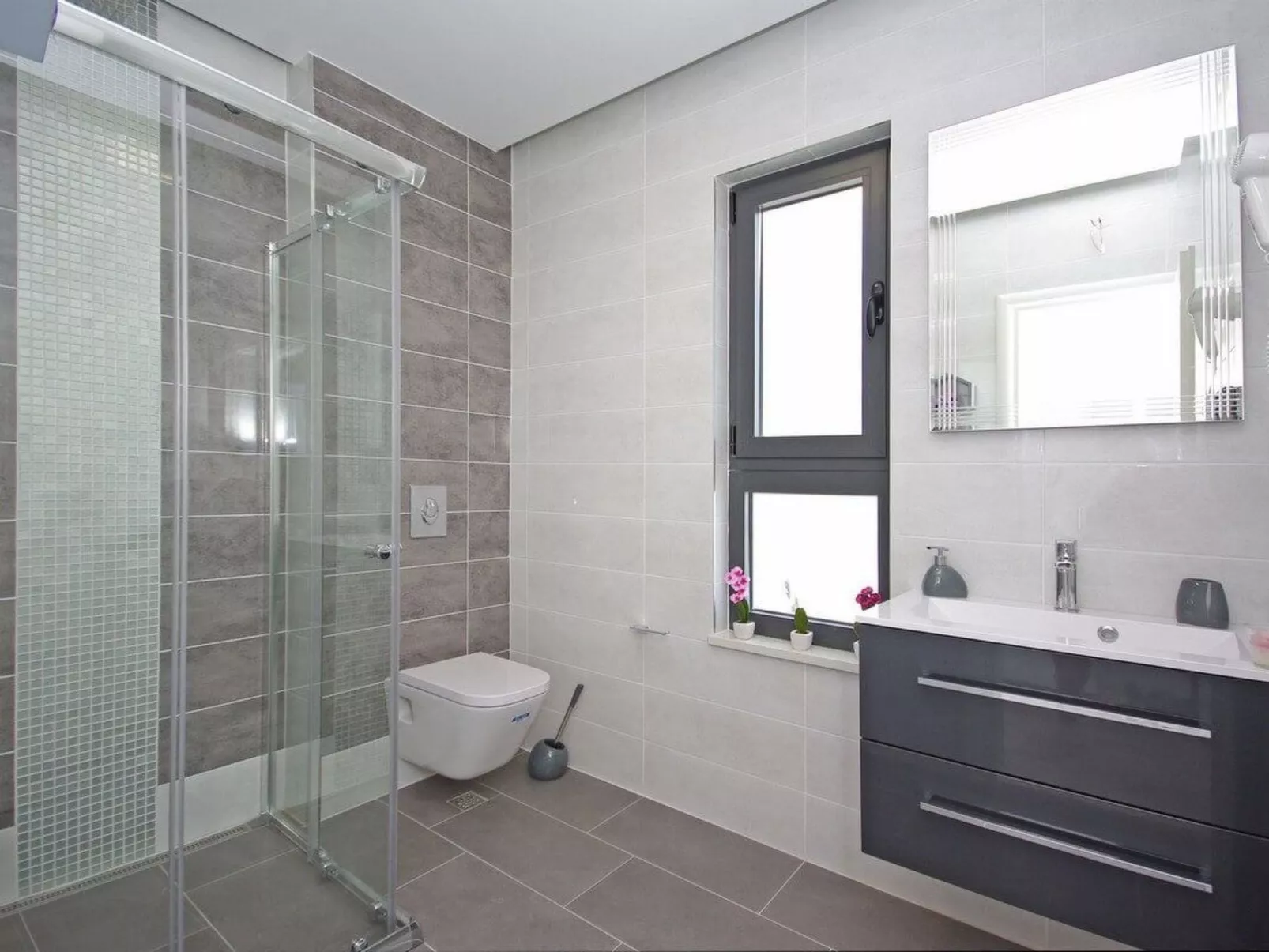 In Makarska mit Privatem Pool-Inside