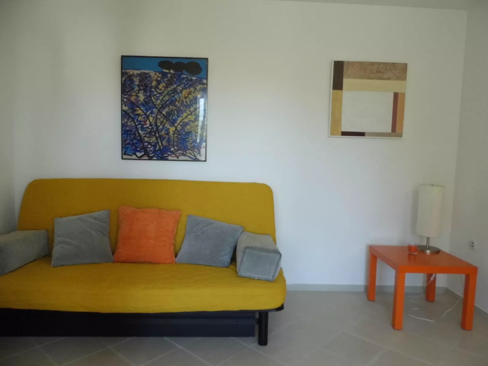 Gemütliche und moderne Wohnung in der Nähe von Meer und Zentrum-Inside