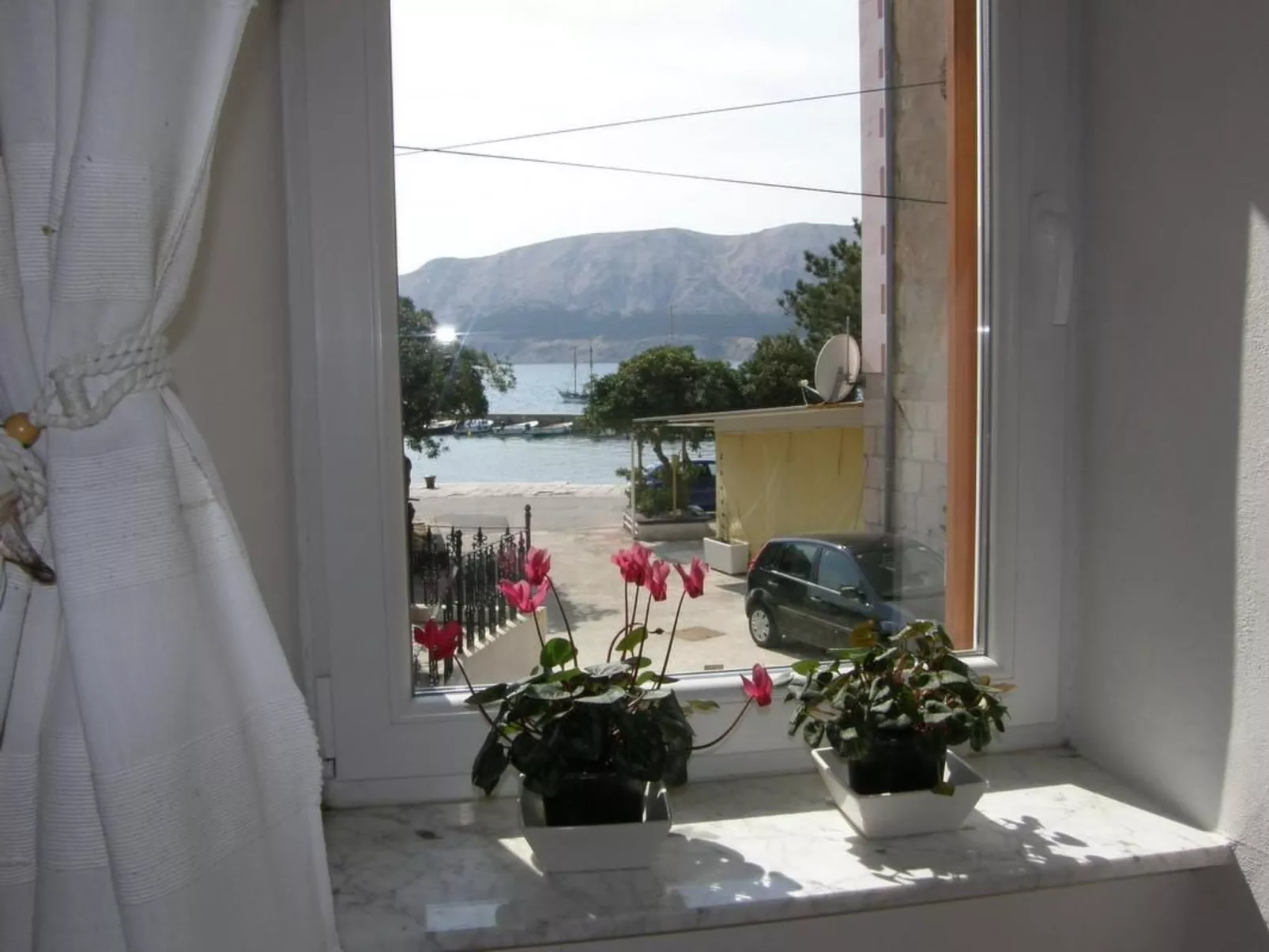 Haramina A2+2-Inside