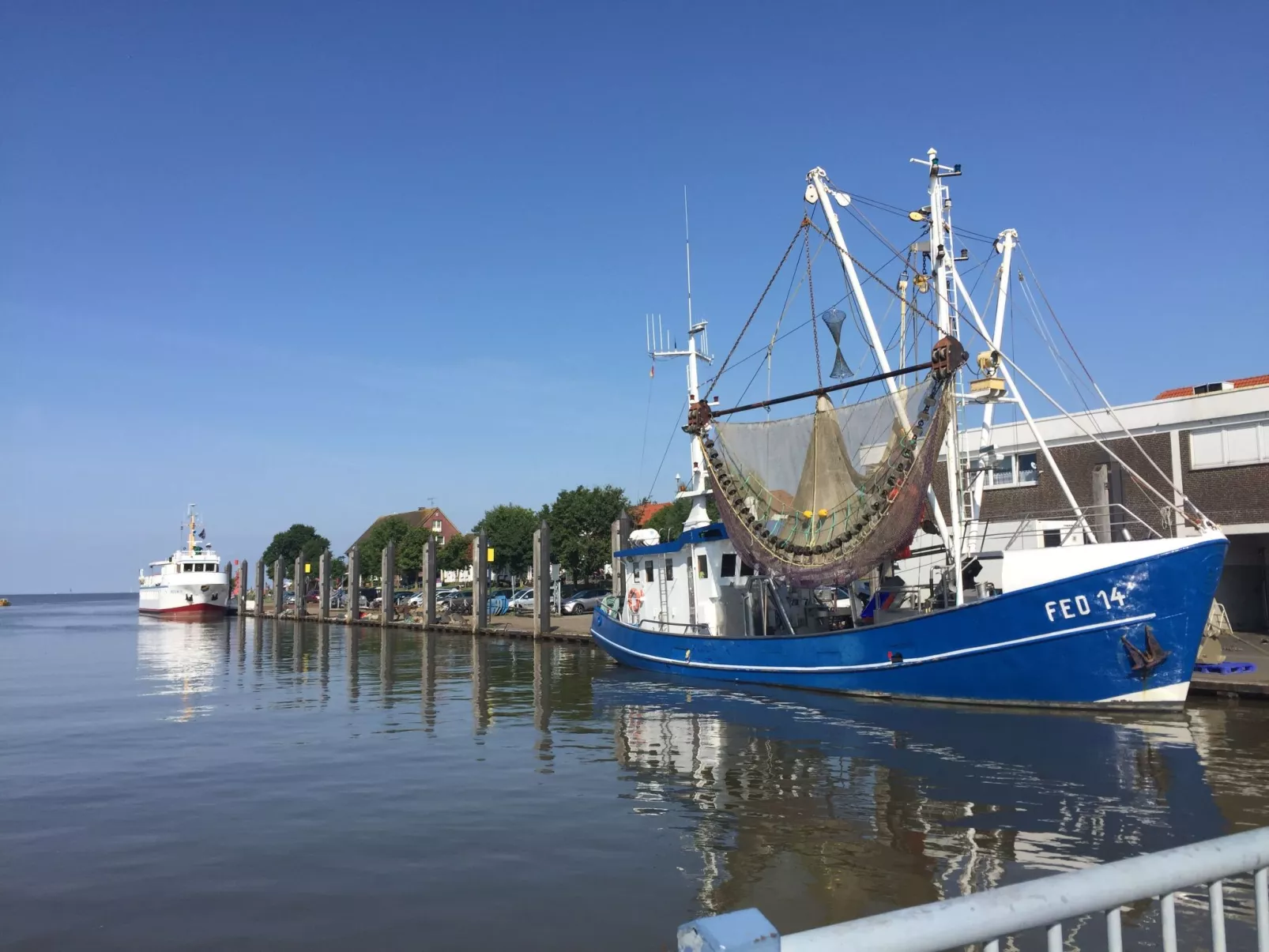 Nettes Ferienhaus in Fedderwardersiel-Draußen