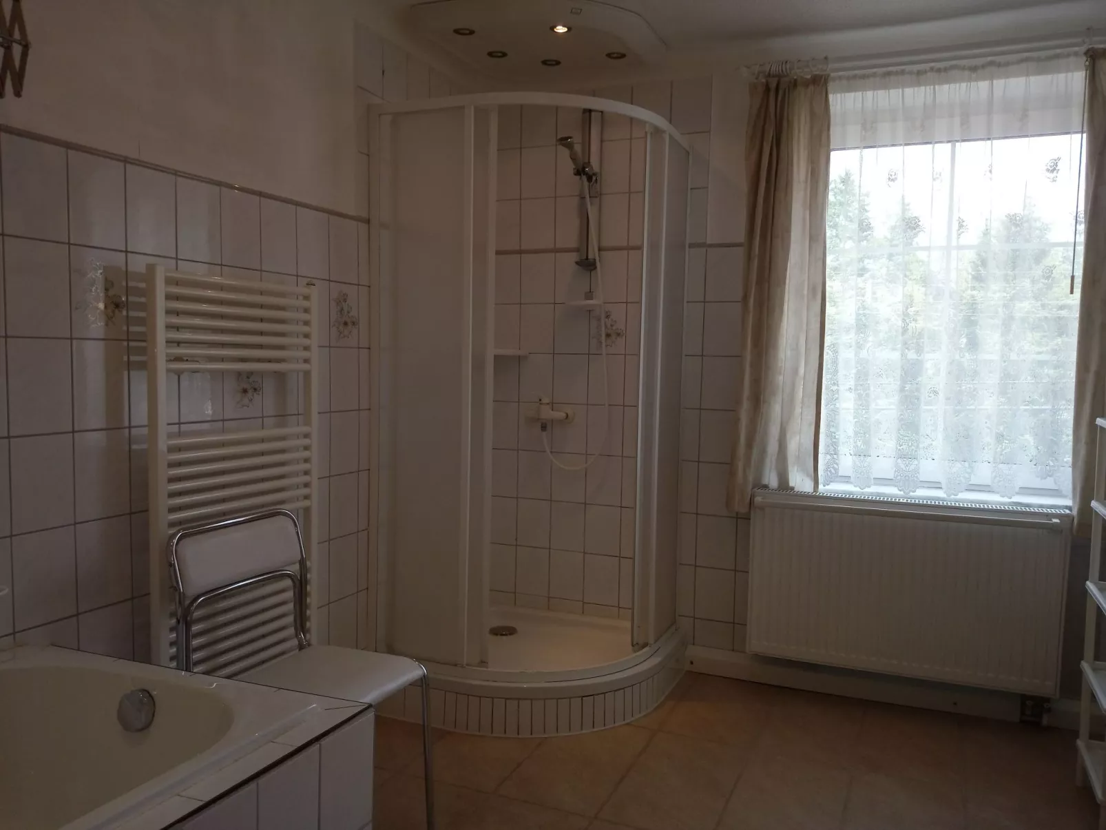 Wohnung in Hänichen mit Garten-Dedans