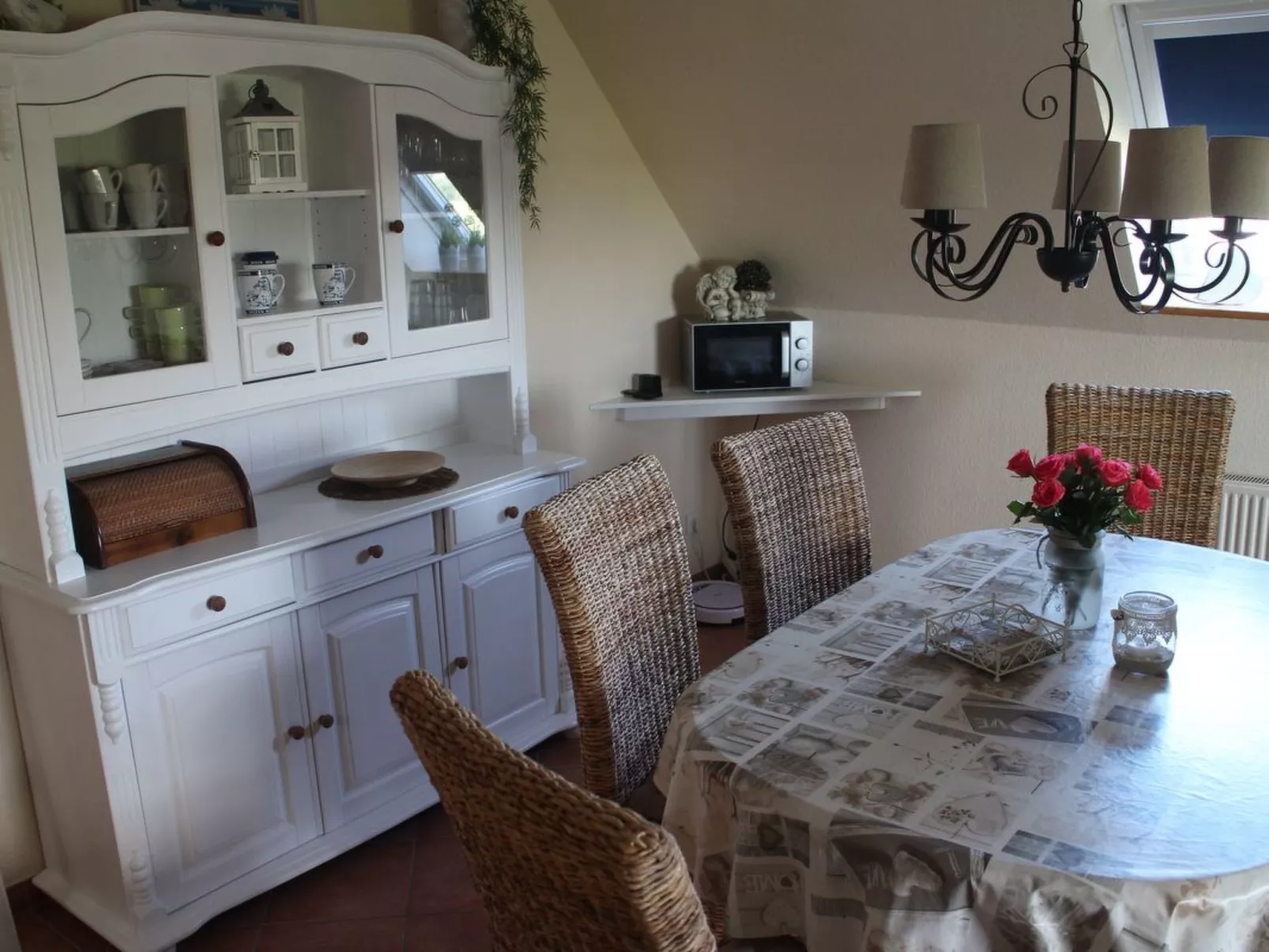 Appartement mit eigenem Garten und Terrasse-Inside