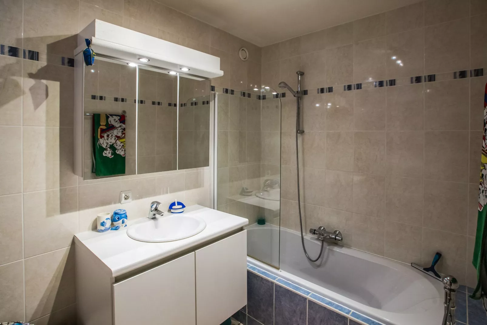 Villa Nova 0402-Salle de bain