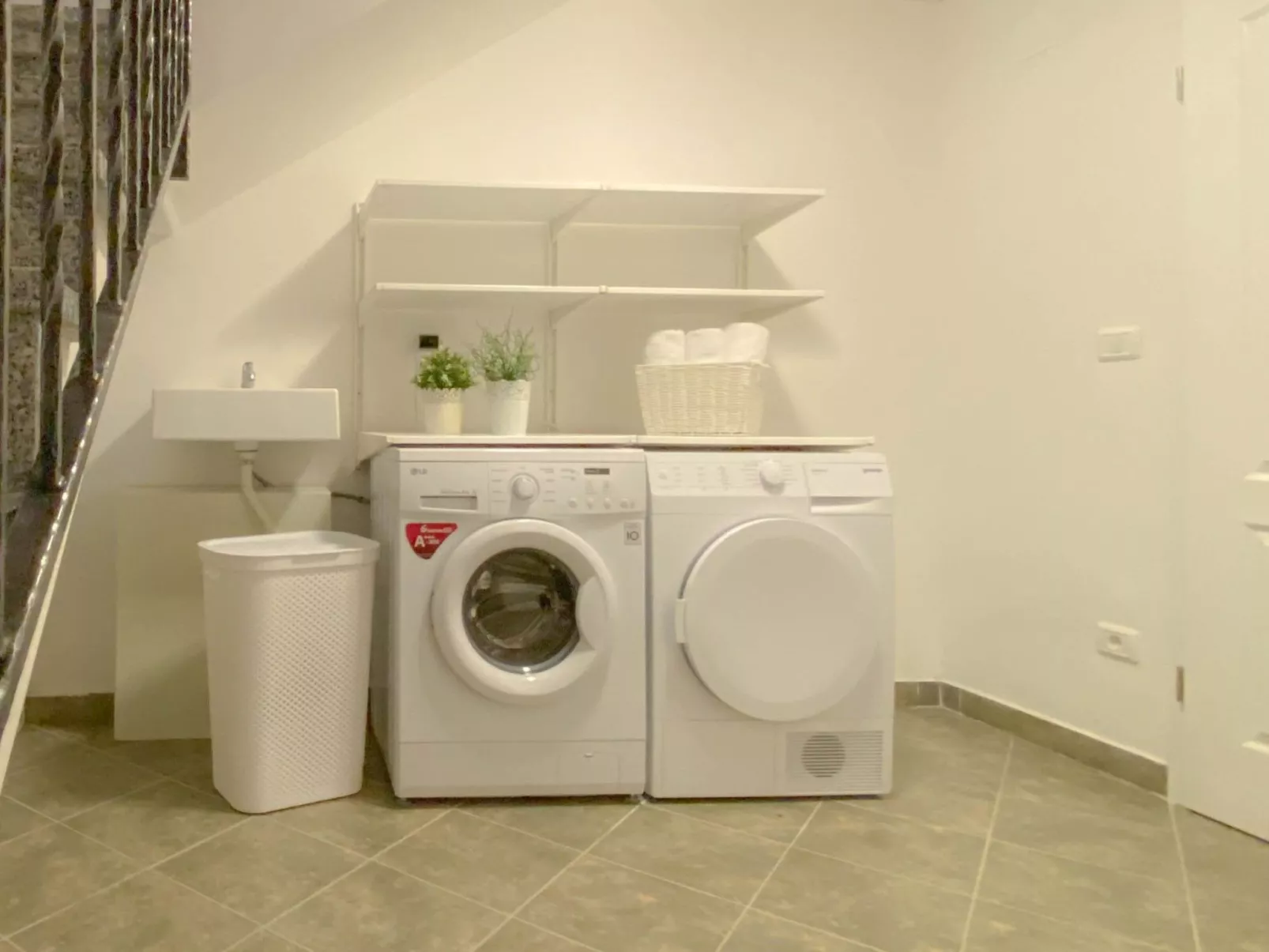 Mit Privatpool für 6 Personen ca. 105 m&sup2; in Bužinija, Adriaküste Kroatien-Inside