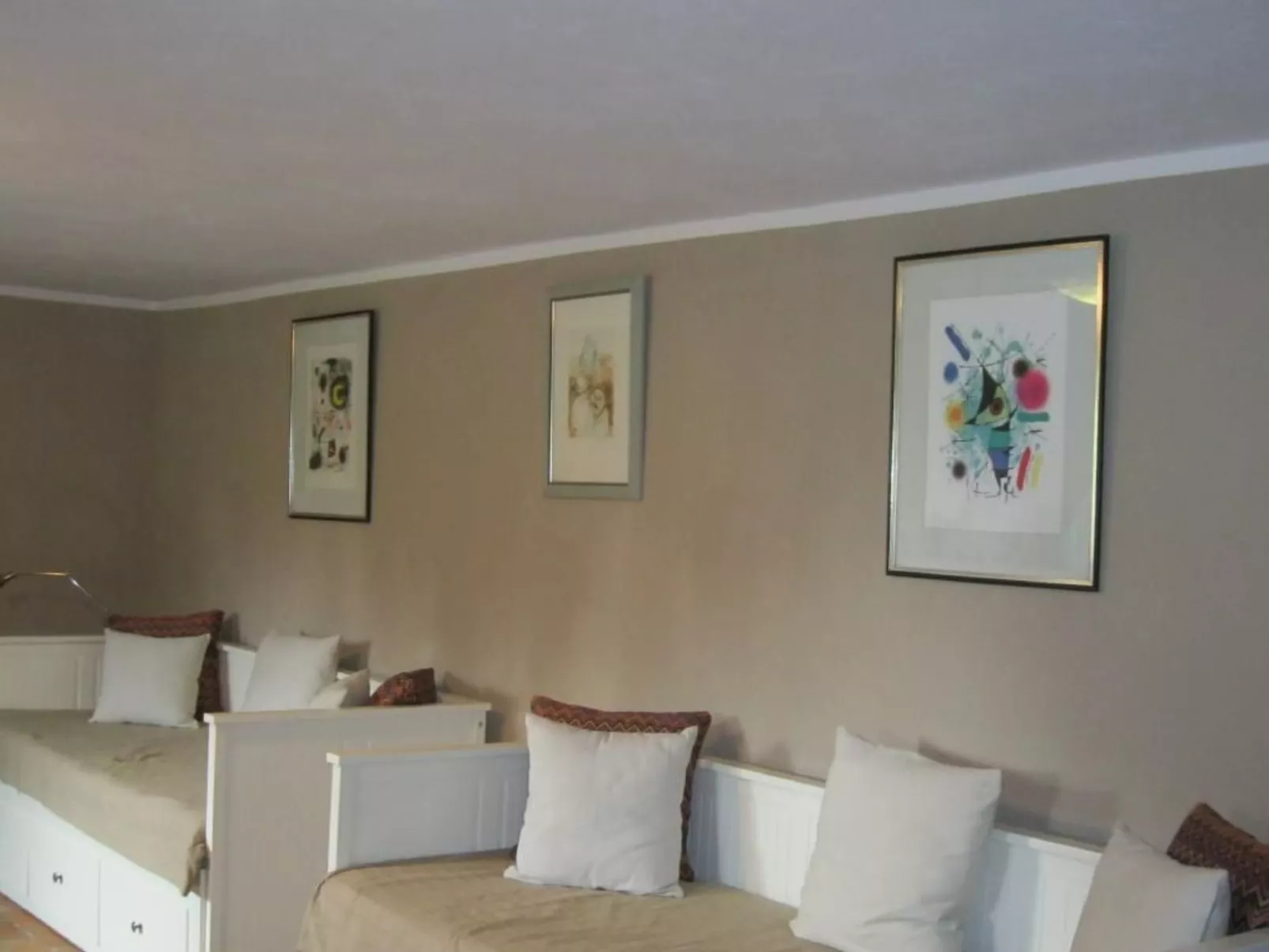 In Szopa mit Garten und Terrasse-Dedans