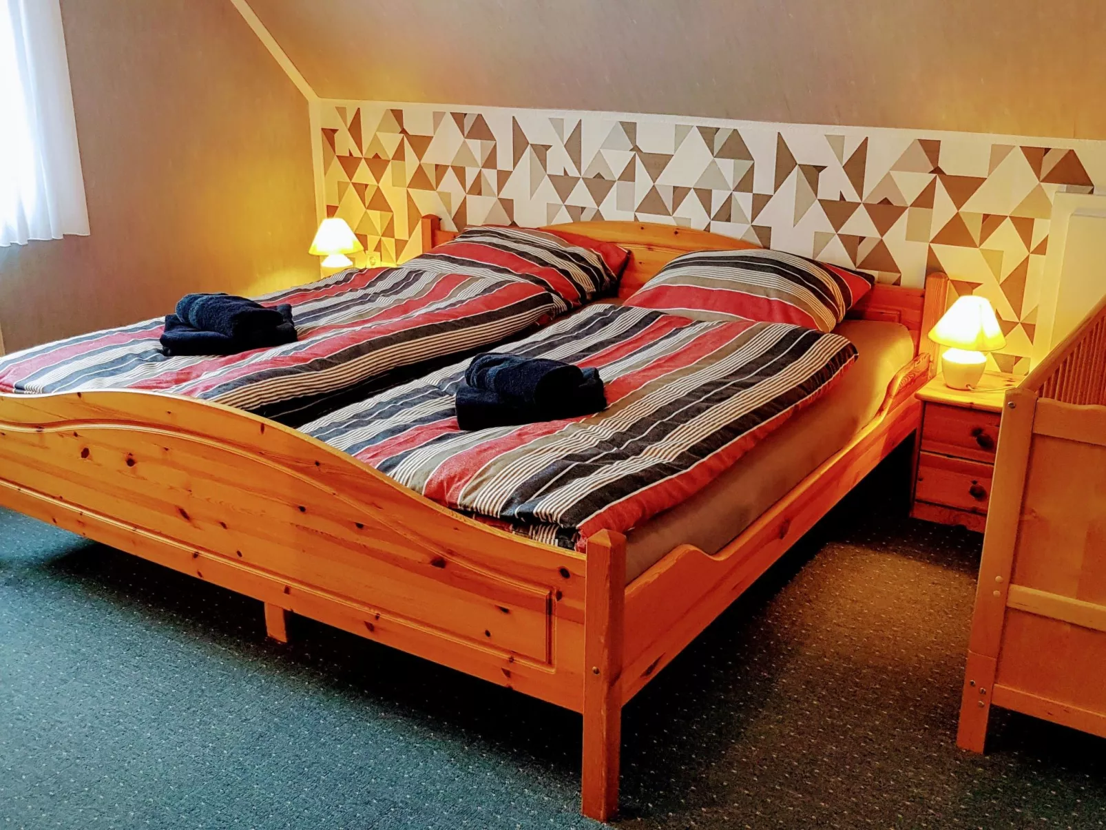 Ferienvilla mit Garten, Grill und Terrasse-Dedans