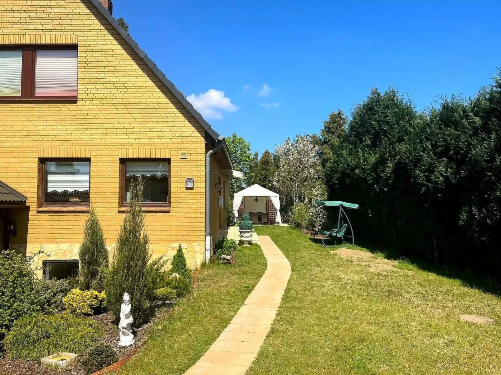 Appartement mit Garten, Grill und Terrasse-Image-tags.info