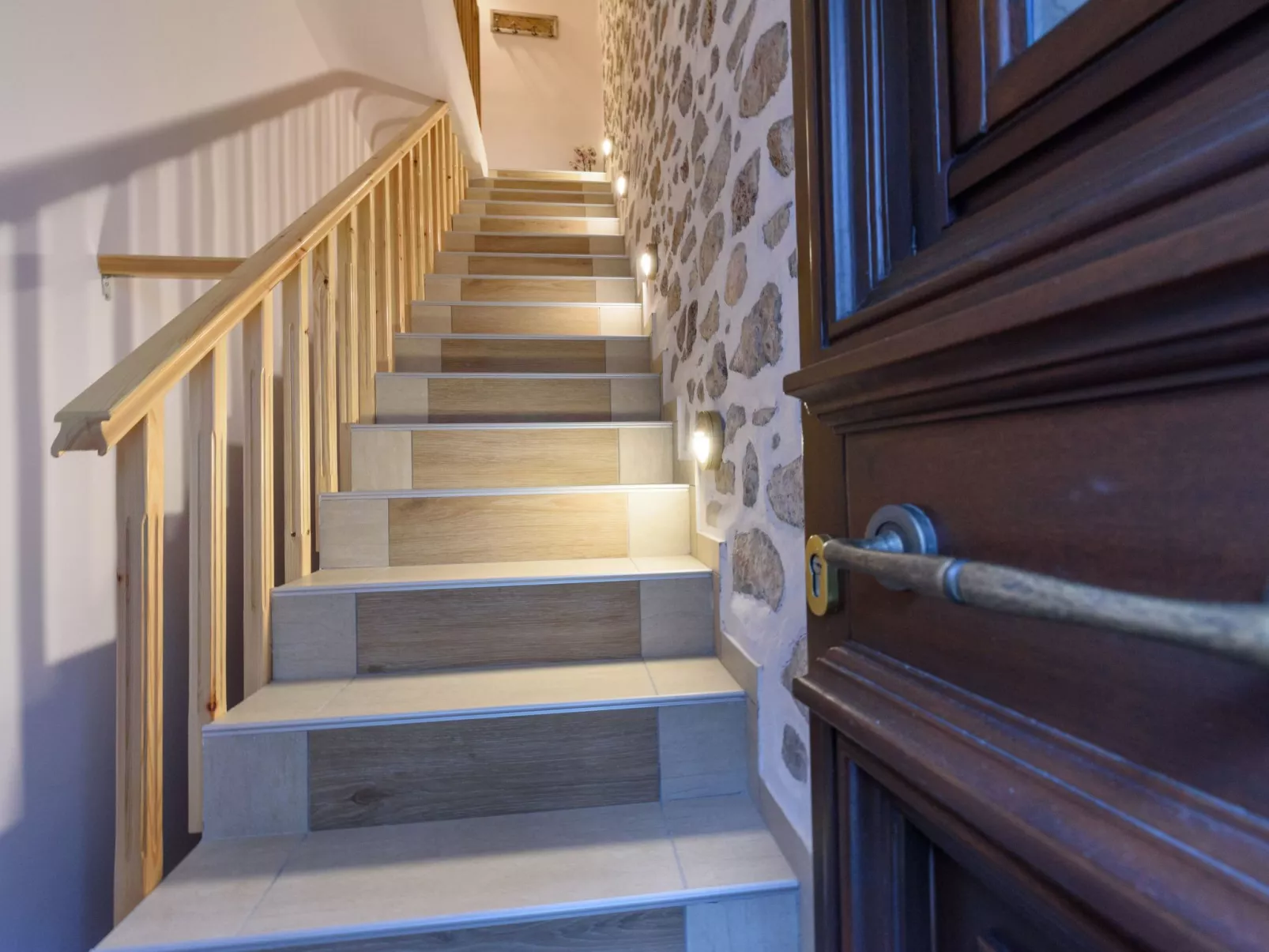 Mit Blick auf das Wasser-Outside