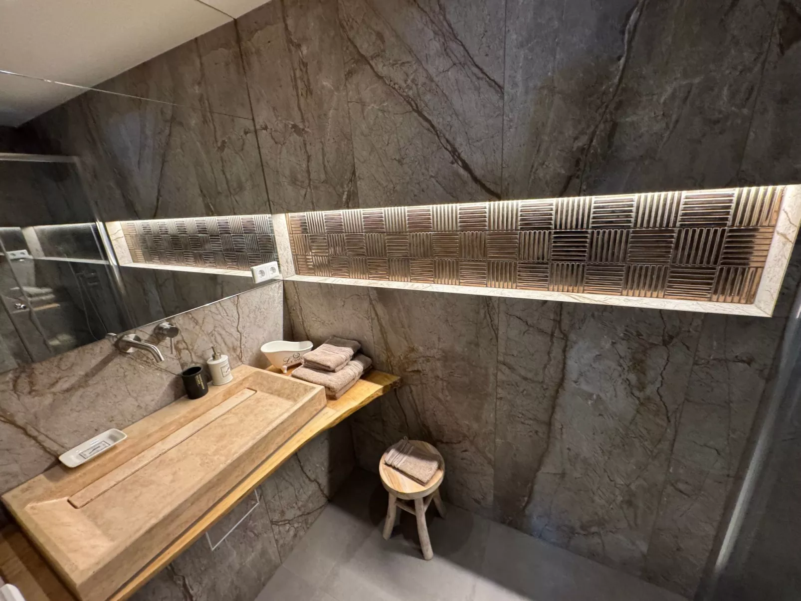 Einzigartiger Aufenthalt "The Moggershil" auf dem Bauernhof-Dedans