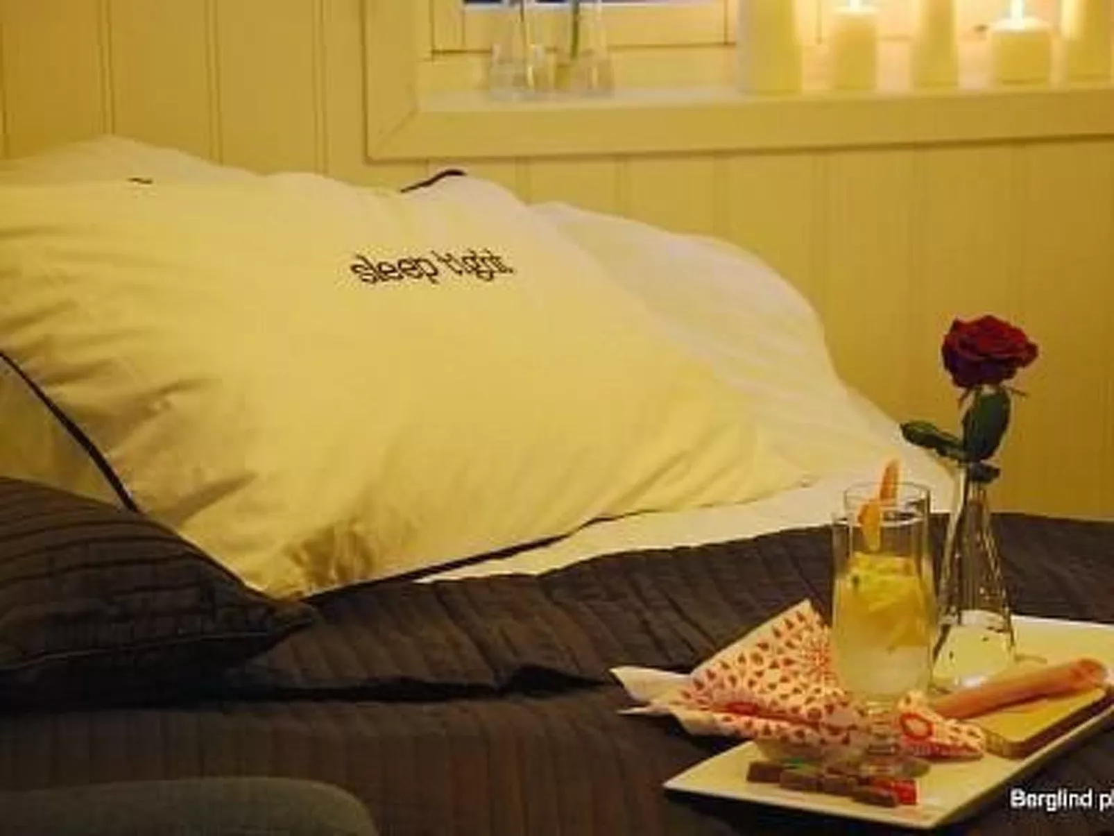 NO 1 in Island West. Best View Cottage.-Dedans