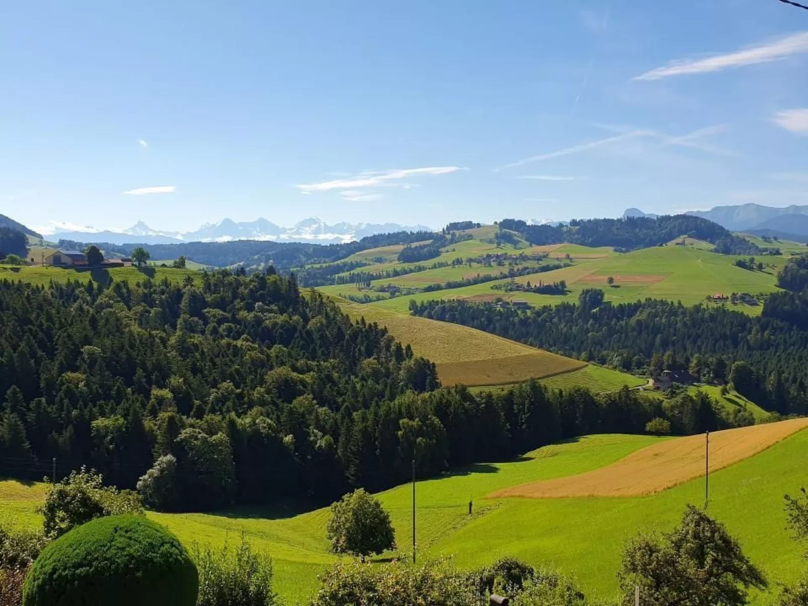 In einem heimeligen Berner-Stöckli-Outside