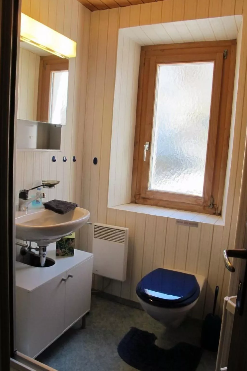 Tgesa Mitgel - ein Haus mit Charakter-Dedans