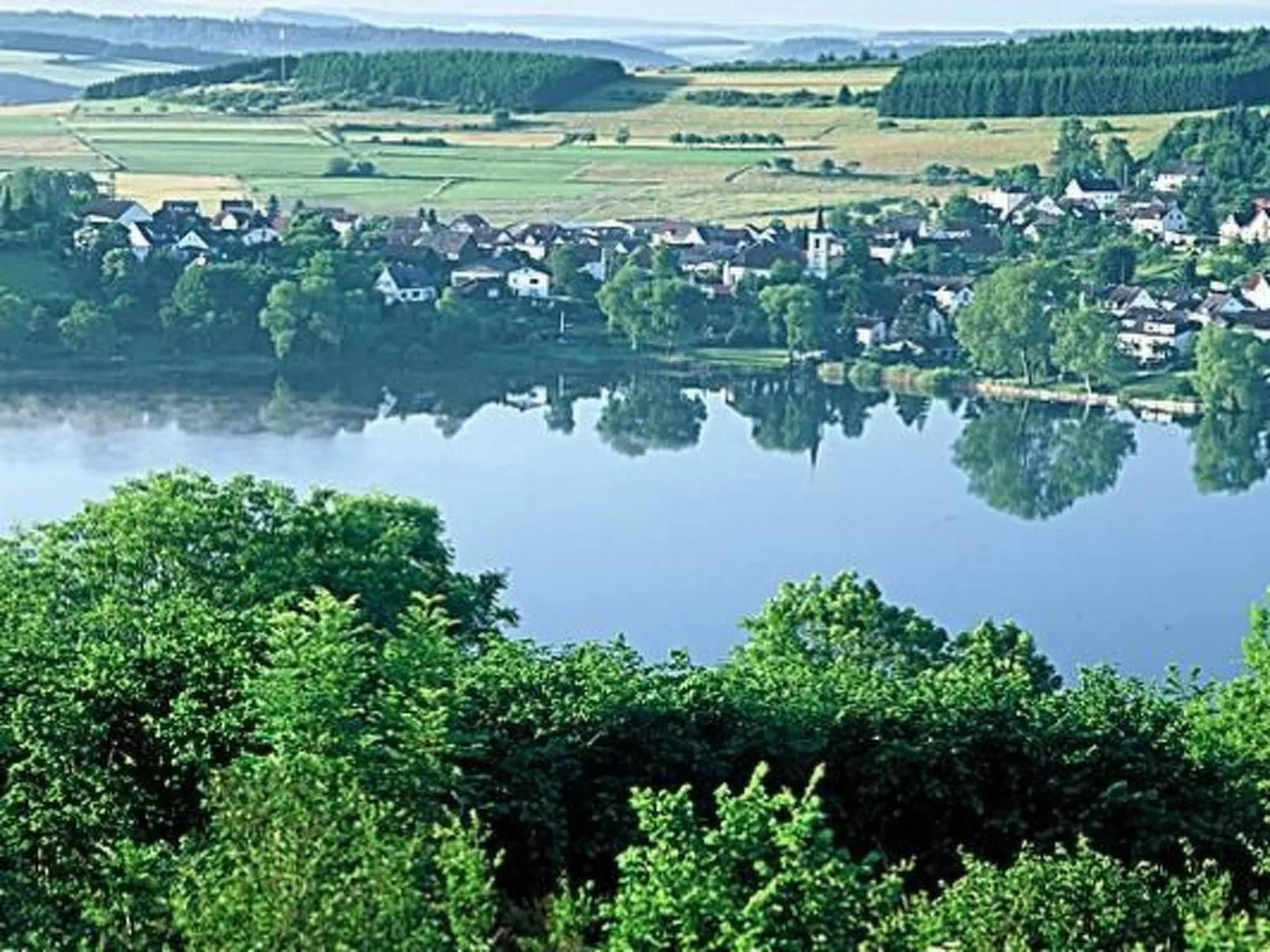 Seeblick in Schalkenmehren-Drinnen