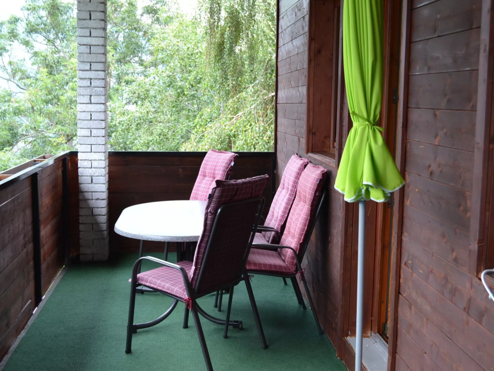 Haus Tauber-Draußen