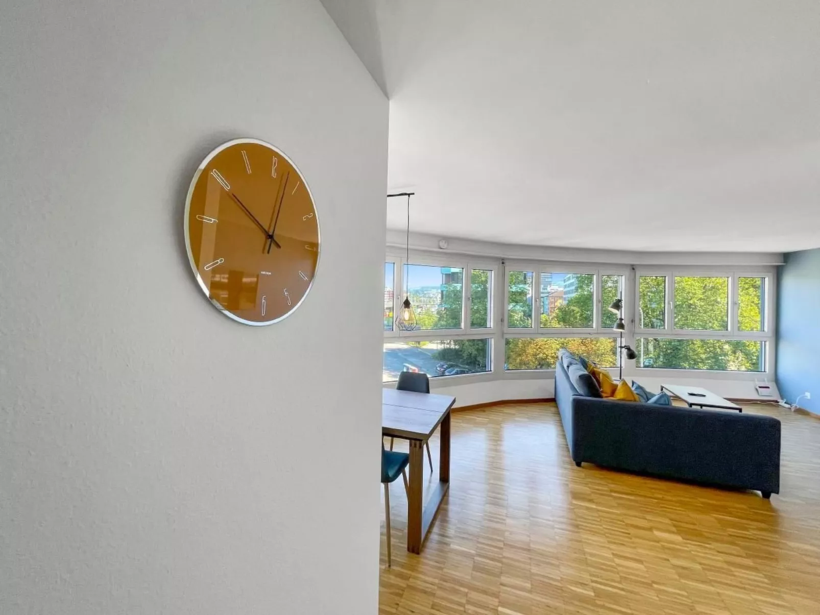 ARISER Zug Central Business Apartment-Inside