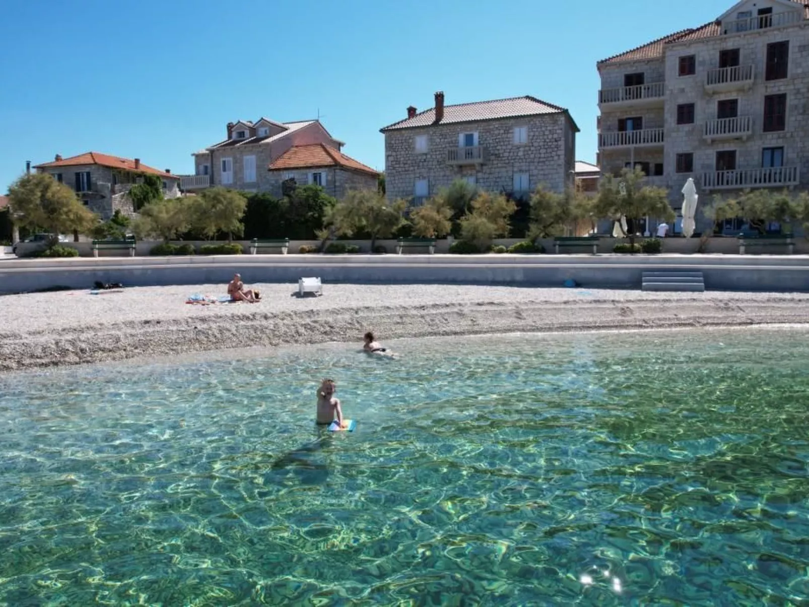 "Sweet Smile Postira"-Draußen