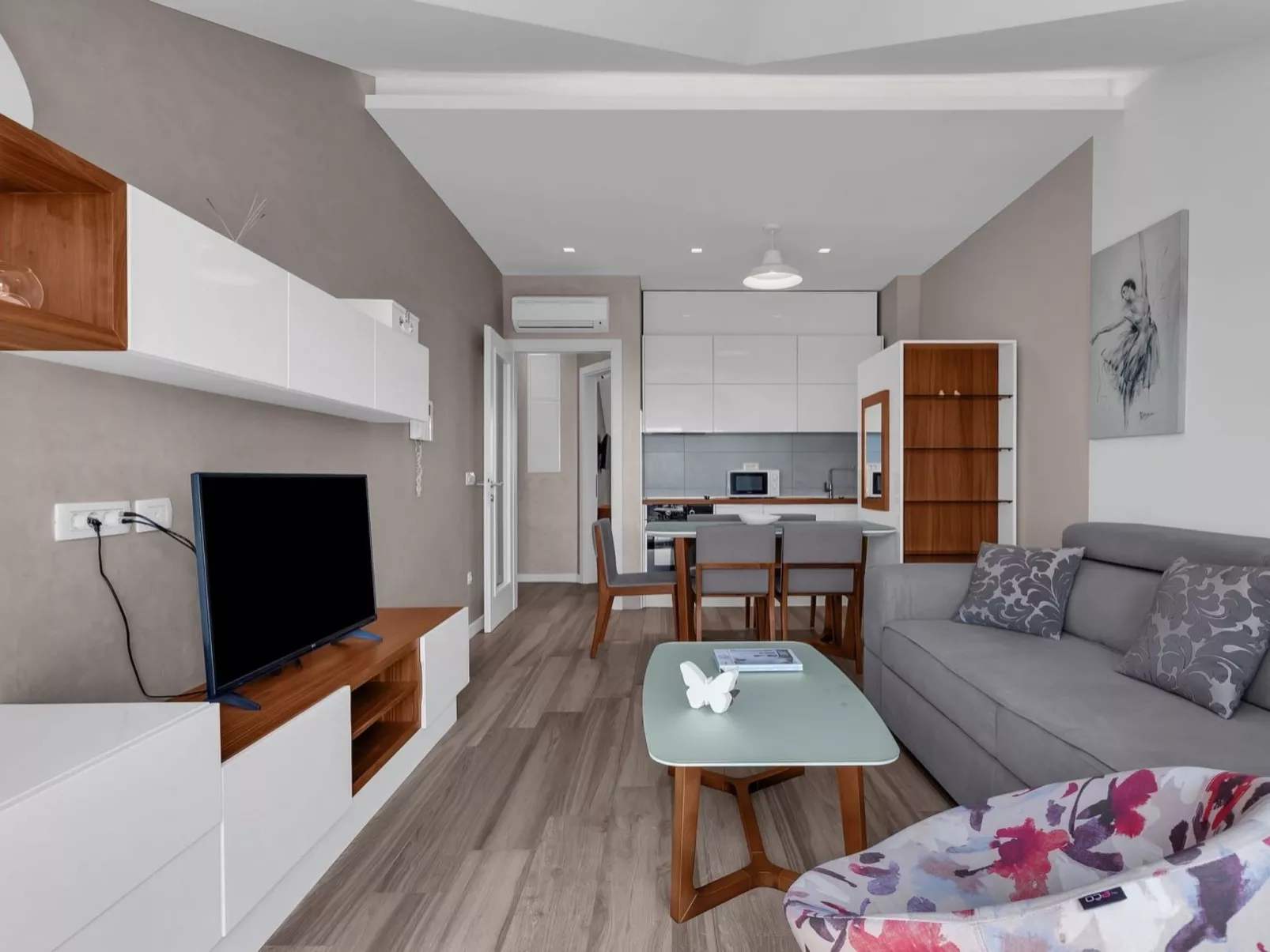 Brotis - apartment with sea view-Drinnen