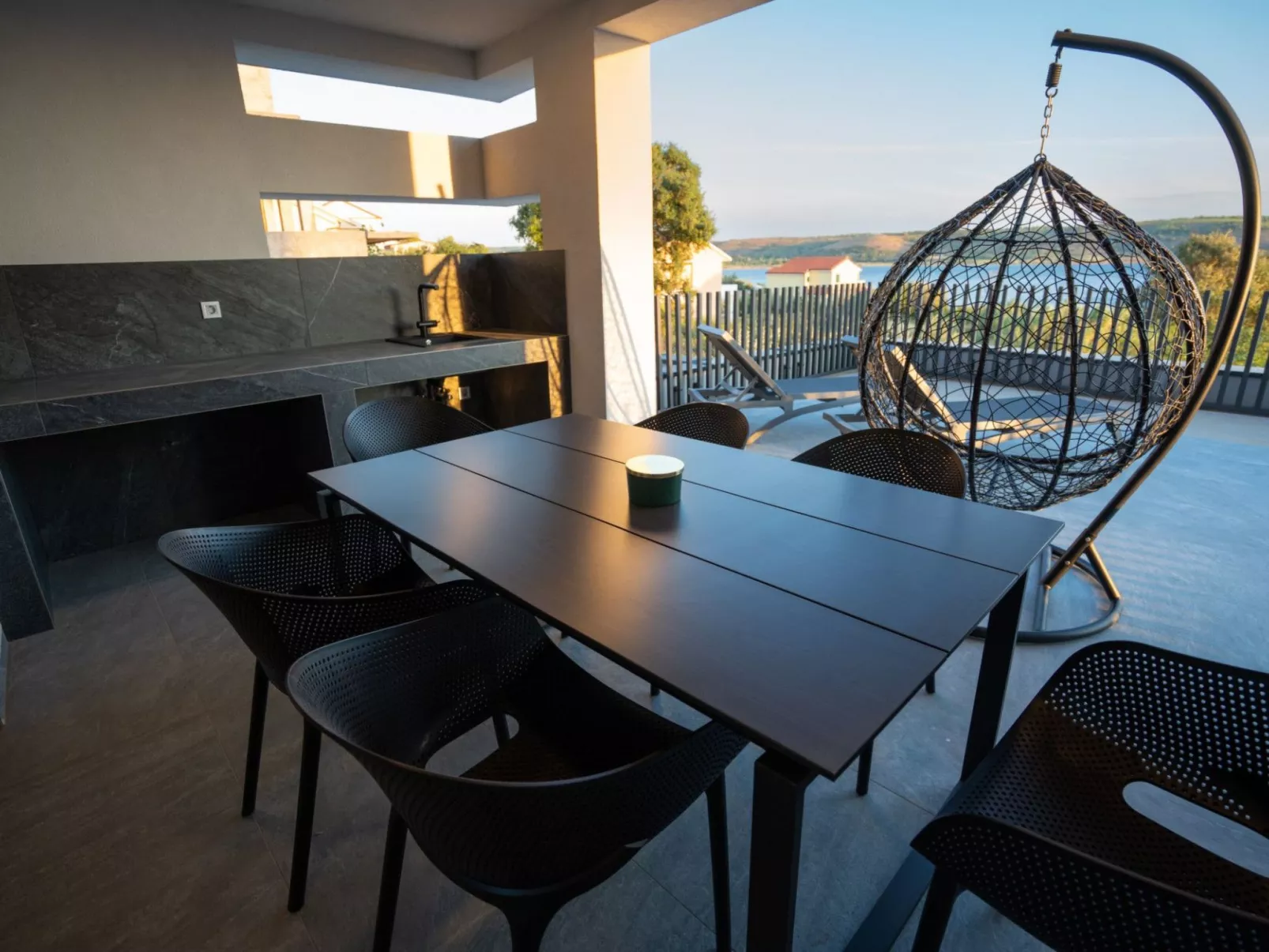 Strandnahe Villa Kara Sevda für 10 Personen-Dedans