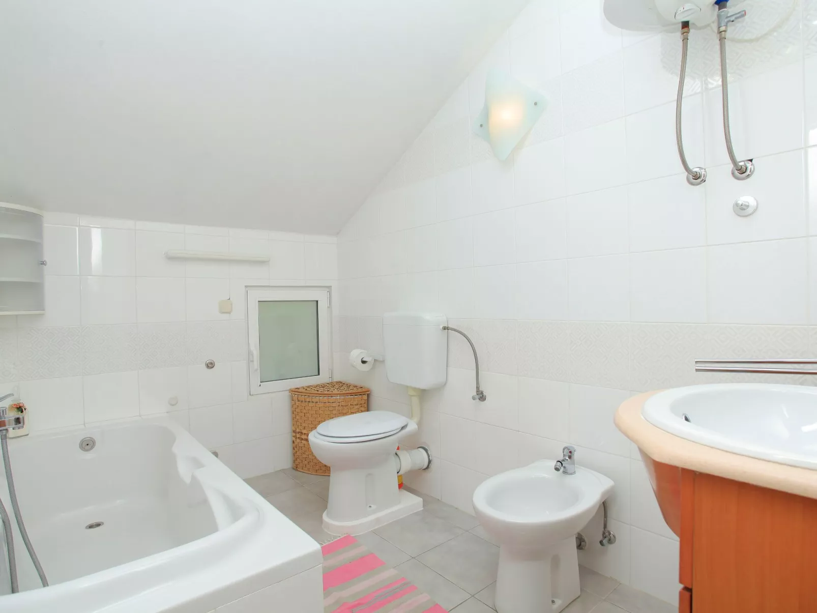 Ferienapartment für vier Personen-Drinnen