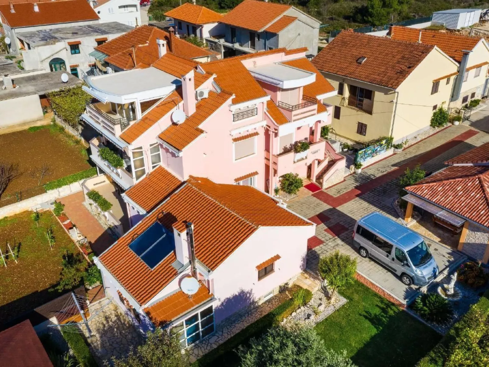 Villa Dalmatina mit Pool  für 4+1 Personen-Inside