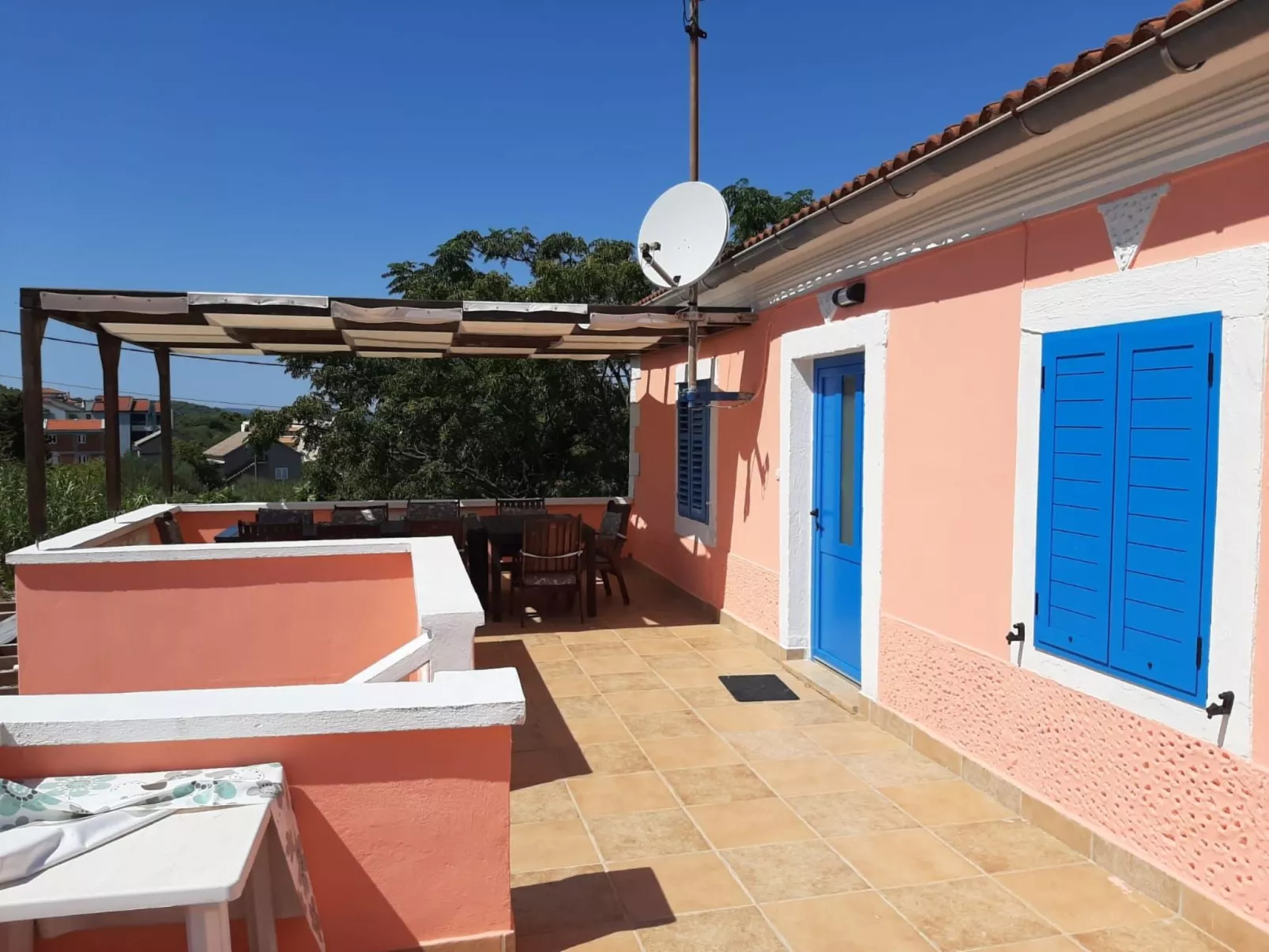 In Dobropoljana mit Freiterrasse-Inside