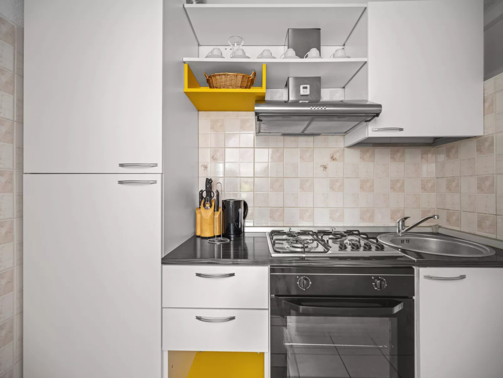 Villa Fortuna für bis zu 9 Personen und mit beheiztem Aussenpool-Inside