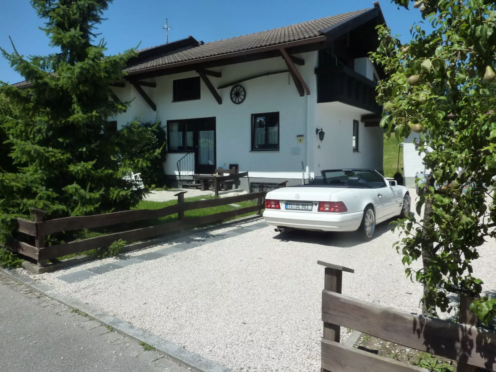 Haus Monika-Draußen