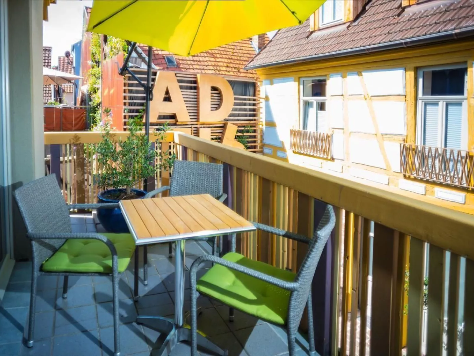 Fuhrmannsuite-Image-tags.info