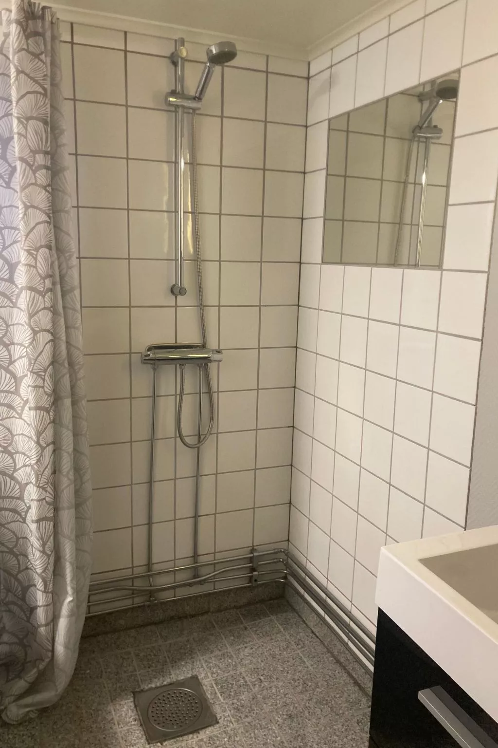 Charmantes Holzhaus mit eigenem Ruderboot-Inside